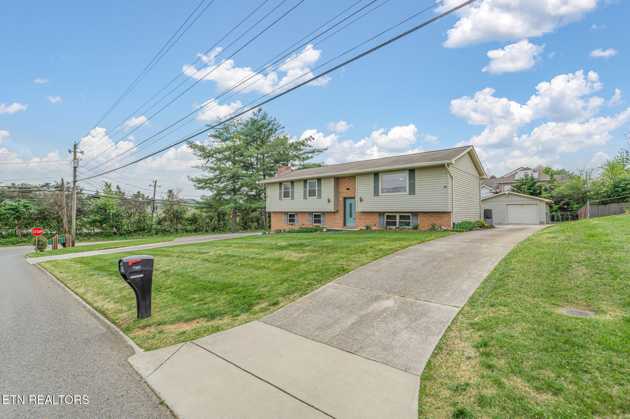 7301 Oxmoor Road Knoxville TN 37931