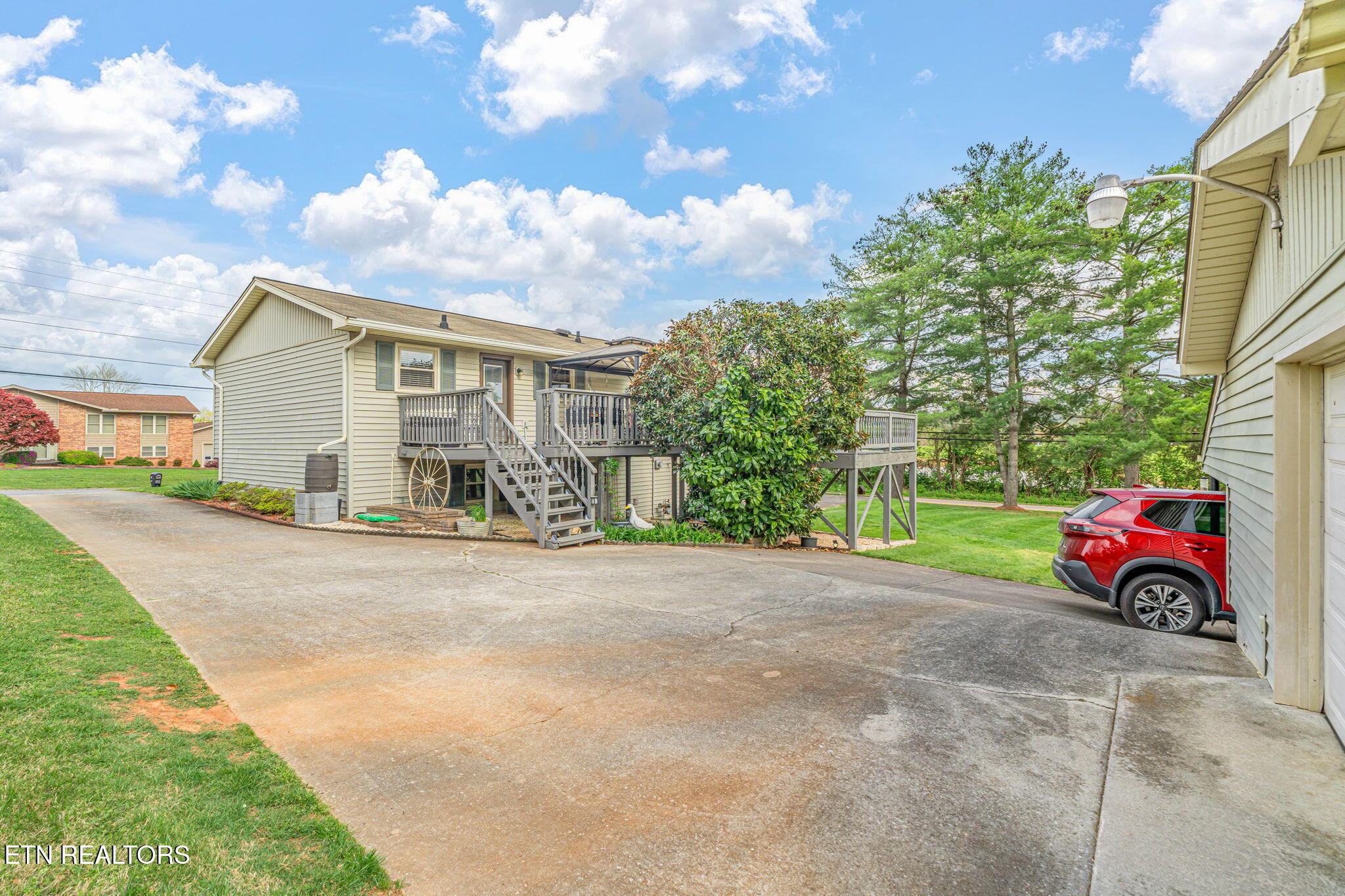 7301 Oxmoor Road Knoxville TN 37931