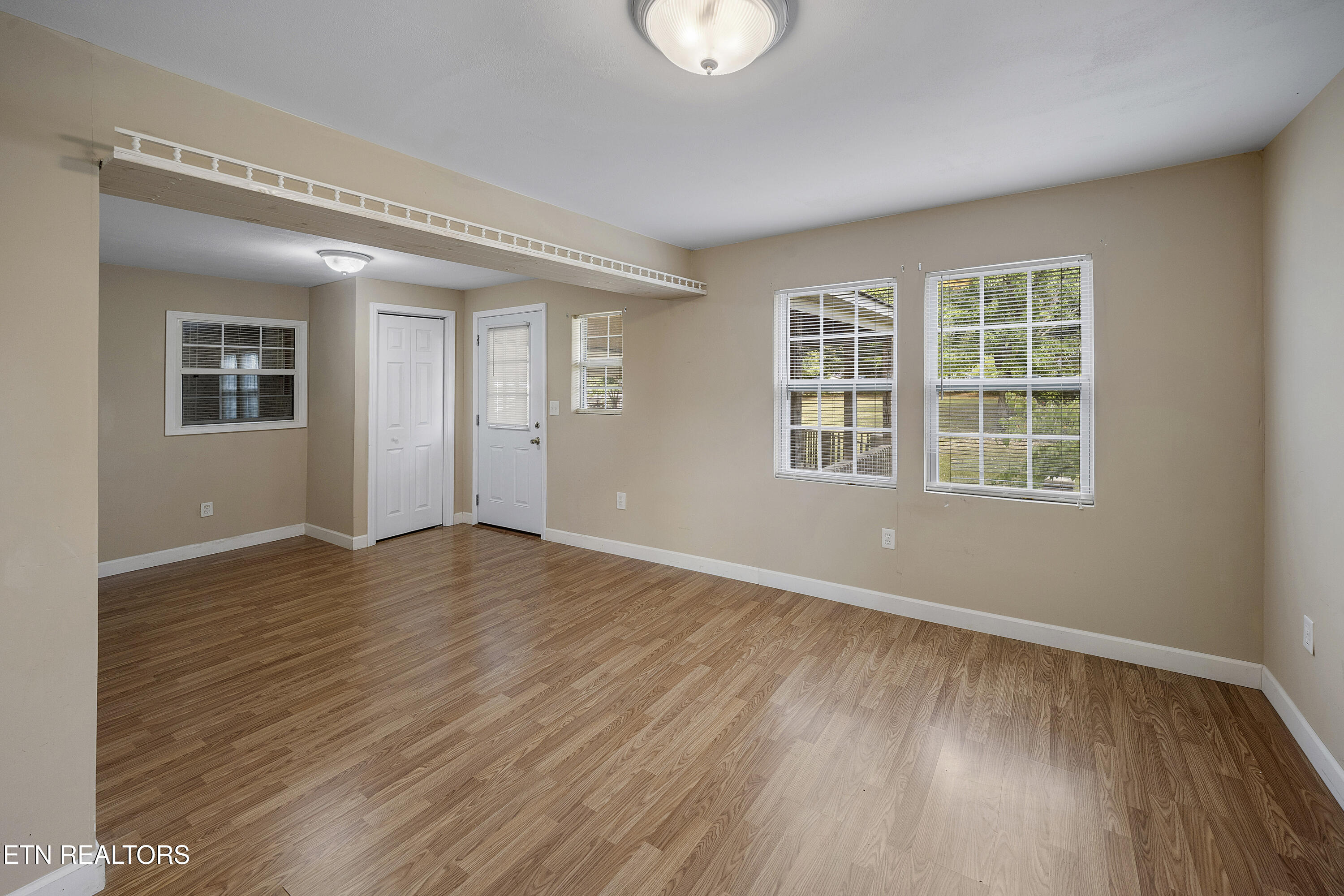 322 Oakdale Street Maryville TN 37801