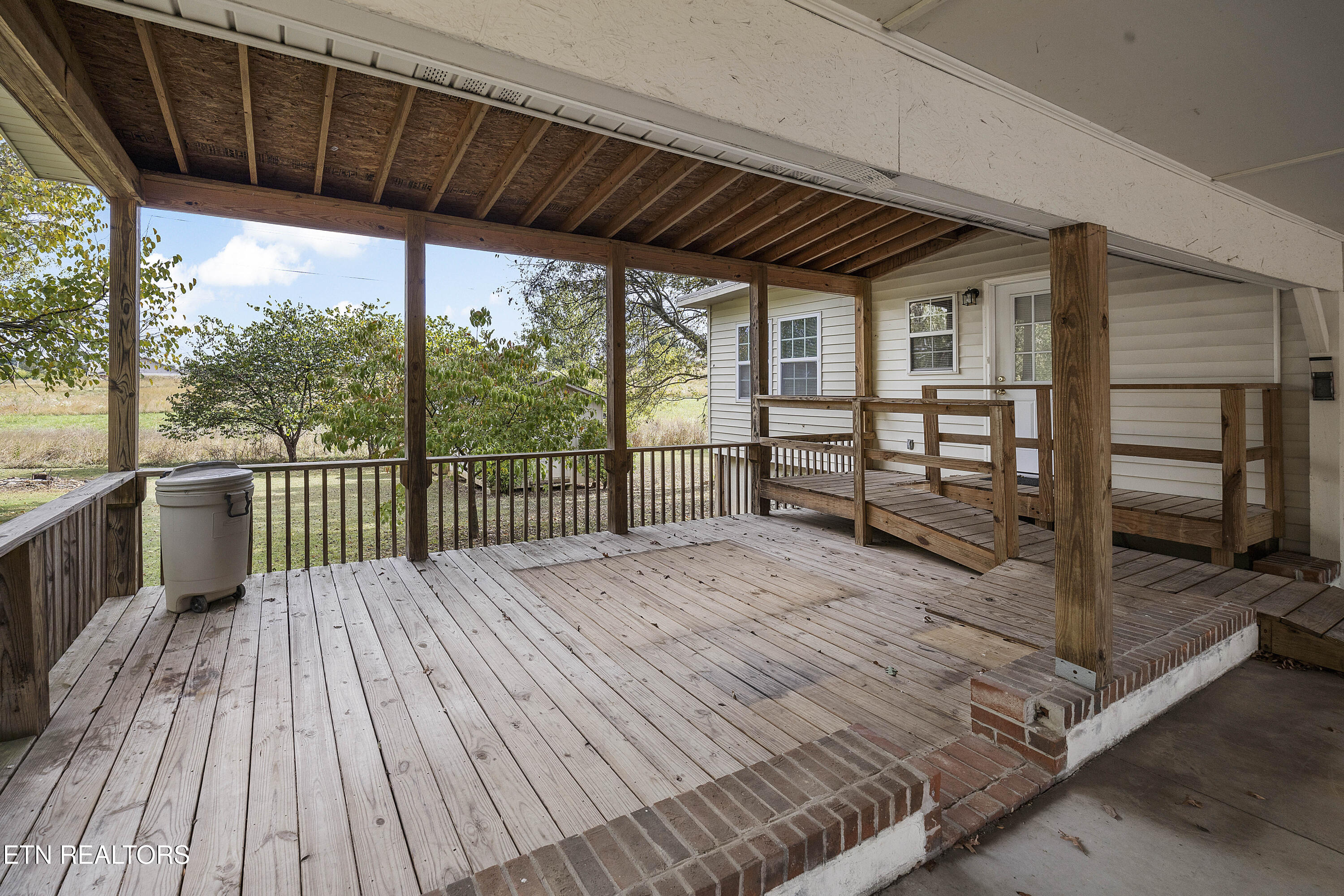 322 Oakdale Street Maryville TN 37801