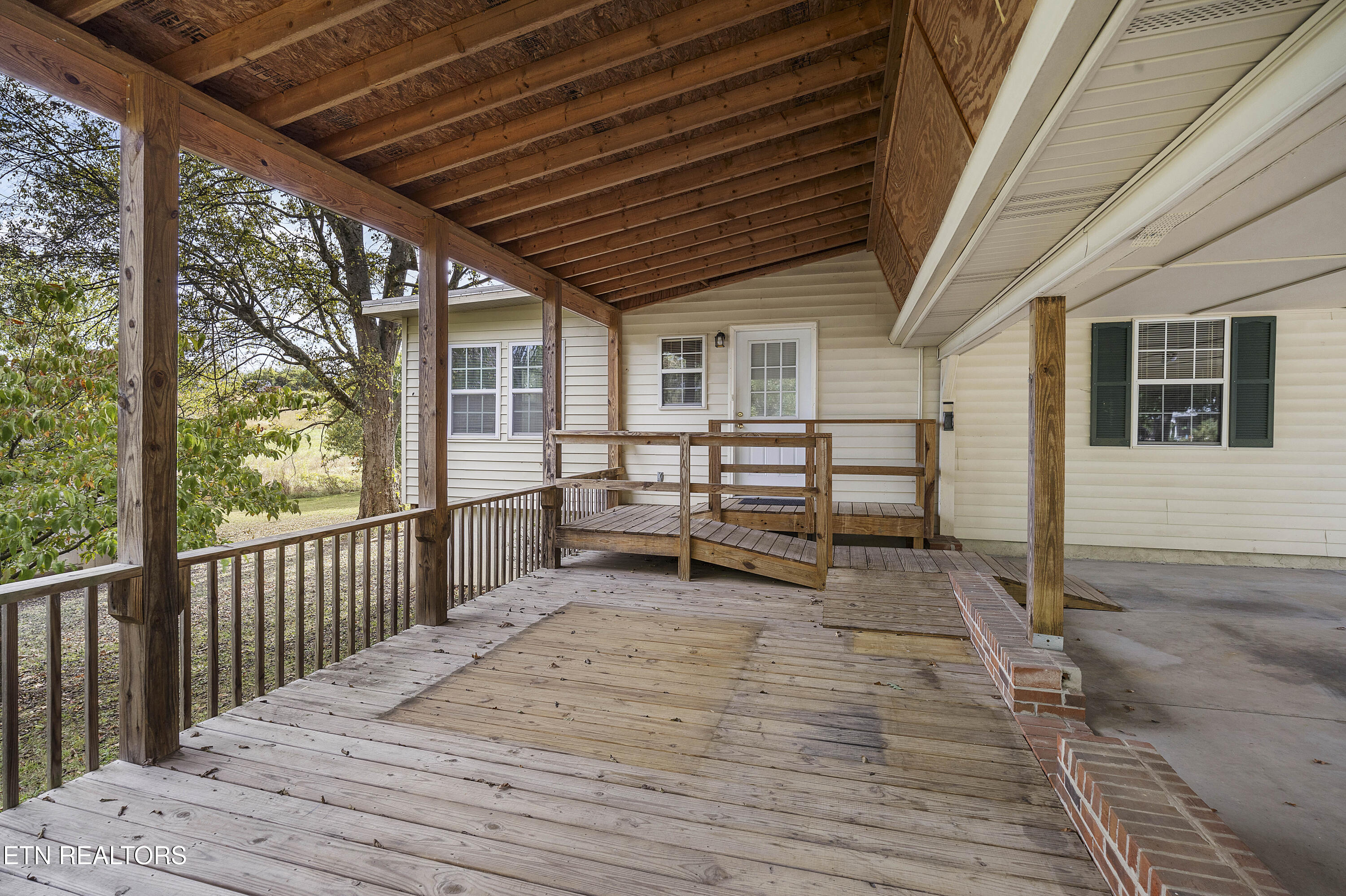 322 Oakdale Street Maryville TN 37801