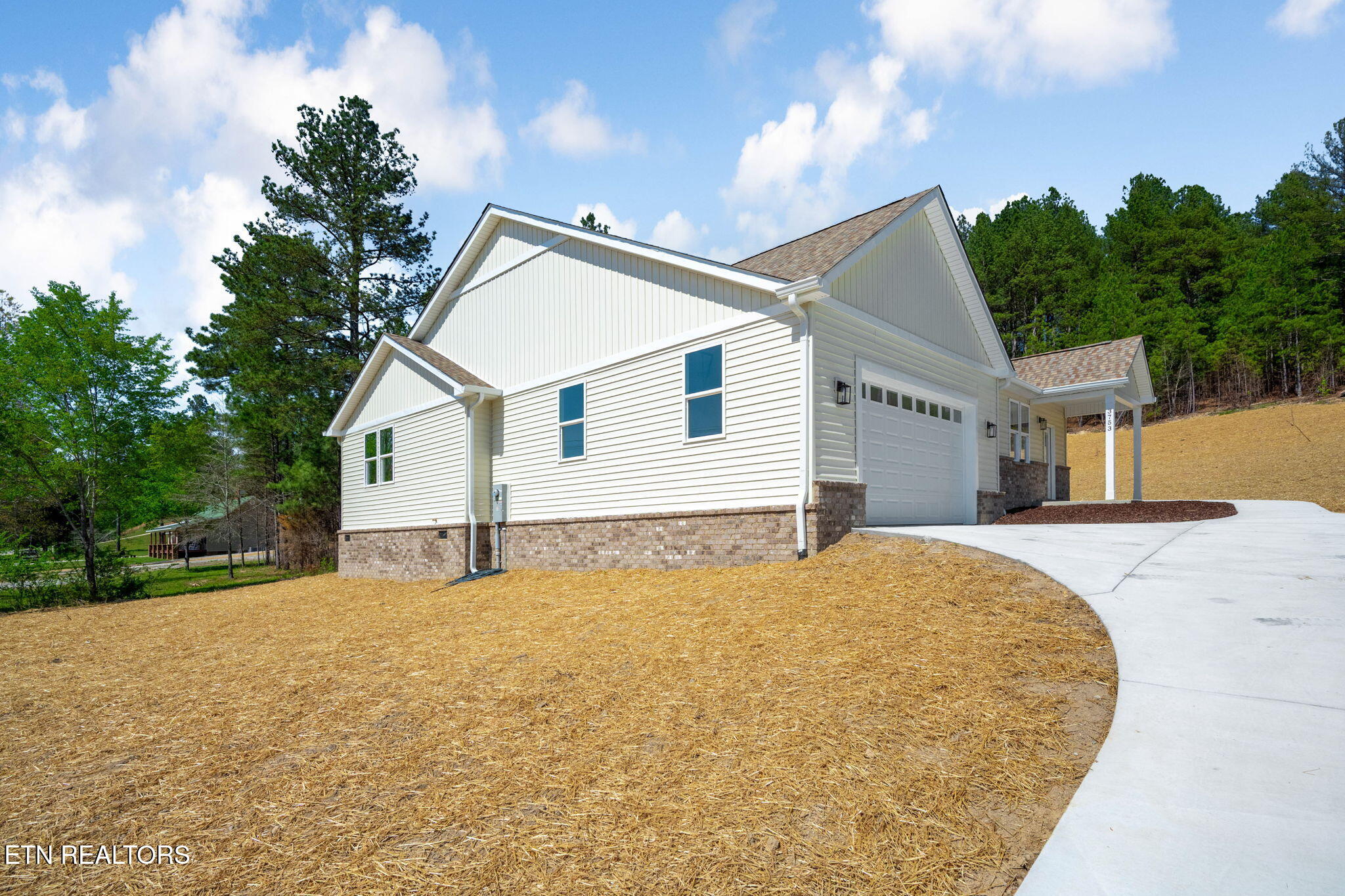 3753 Blythes Ferry Road Dayton TN 37321