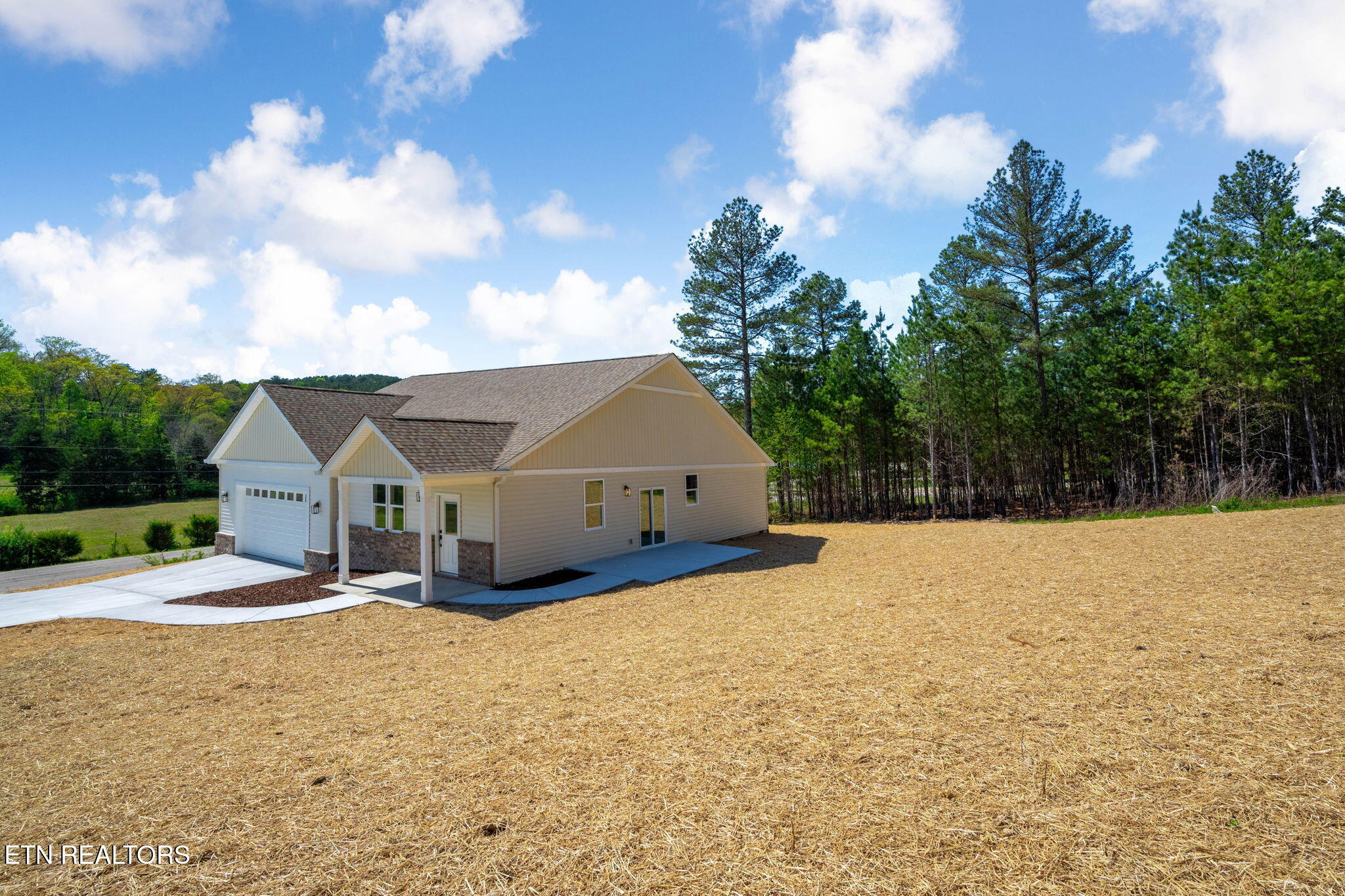 3753 Blythes Ferry Road Dayton TN 37321
