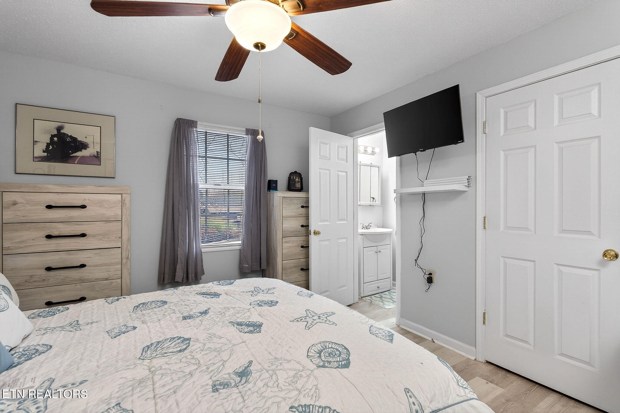 30 Oak Street Crossville TN 38555