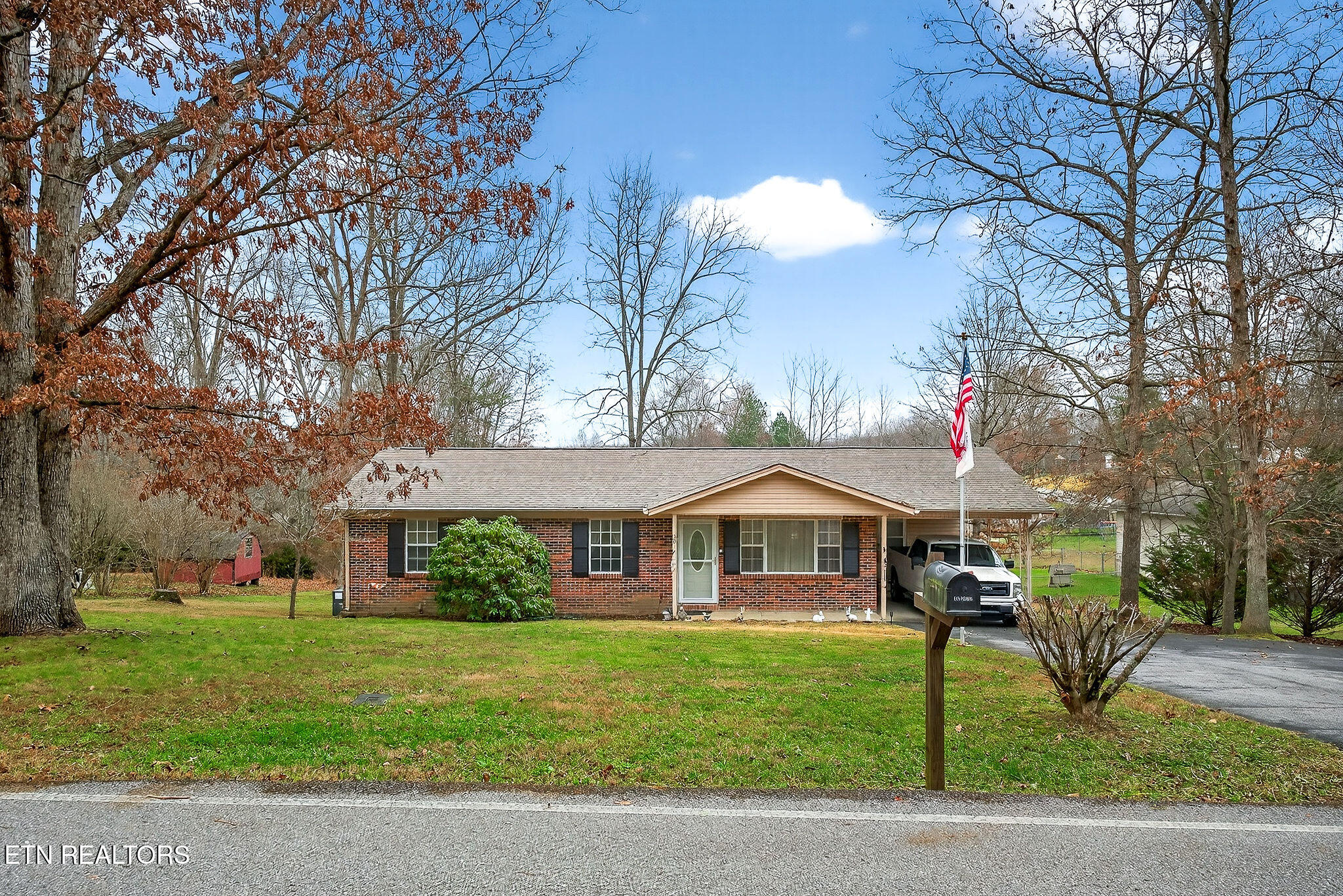 30 Oak Street Crossville TN 38555