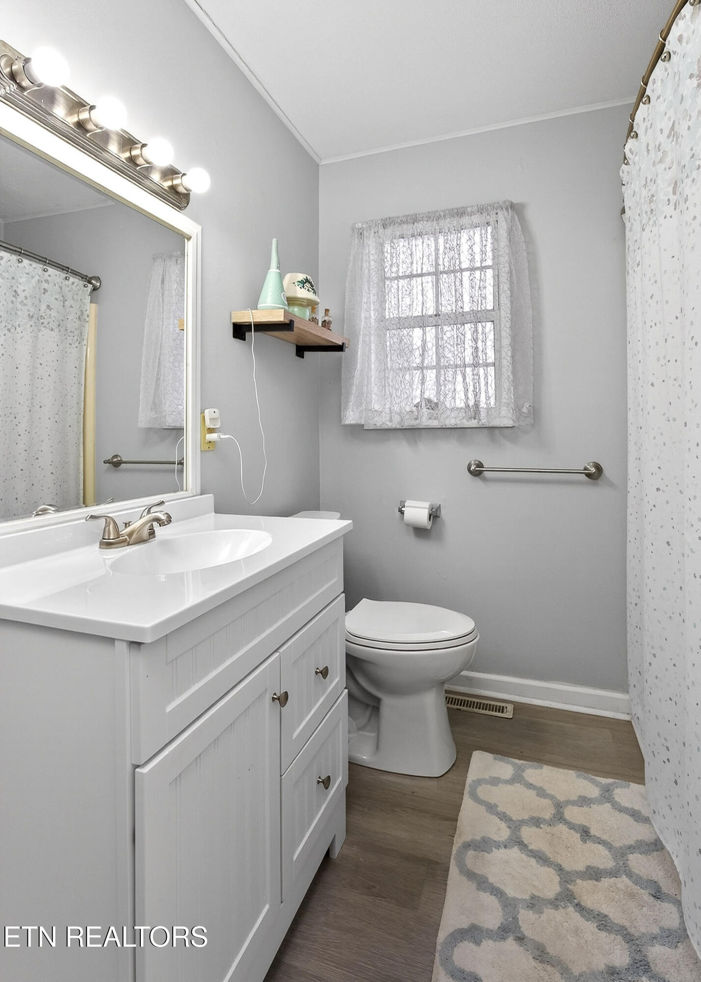 30 Oak Street Crossville TN 38555