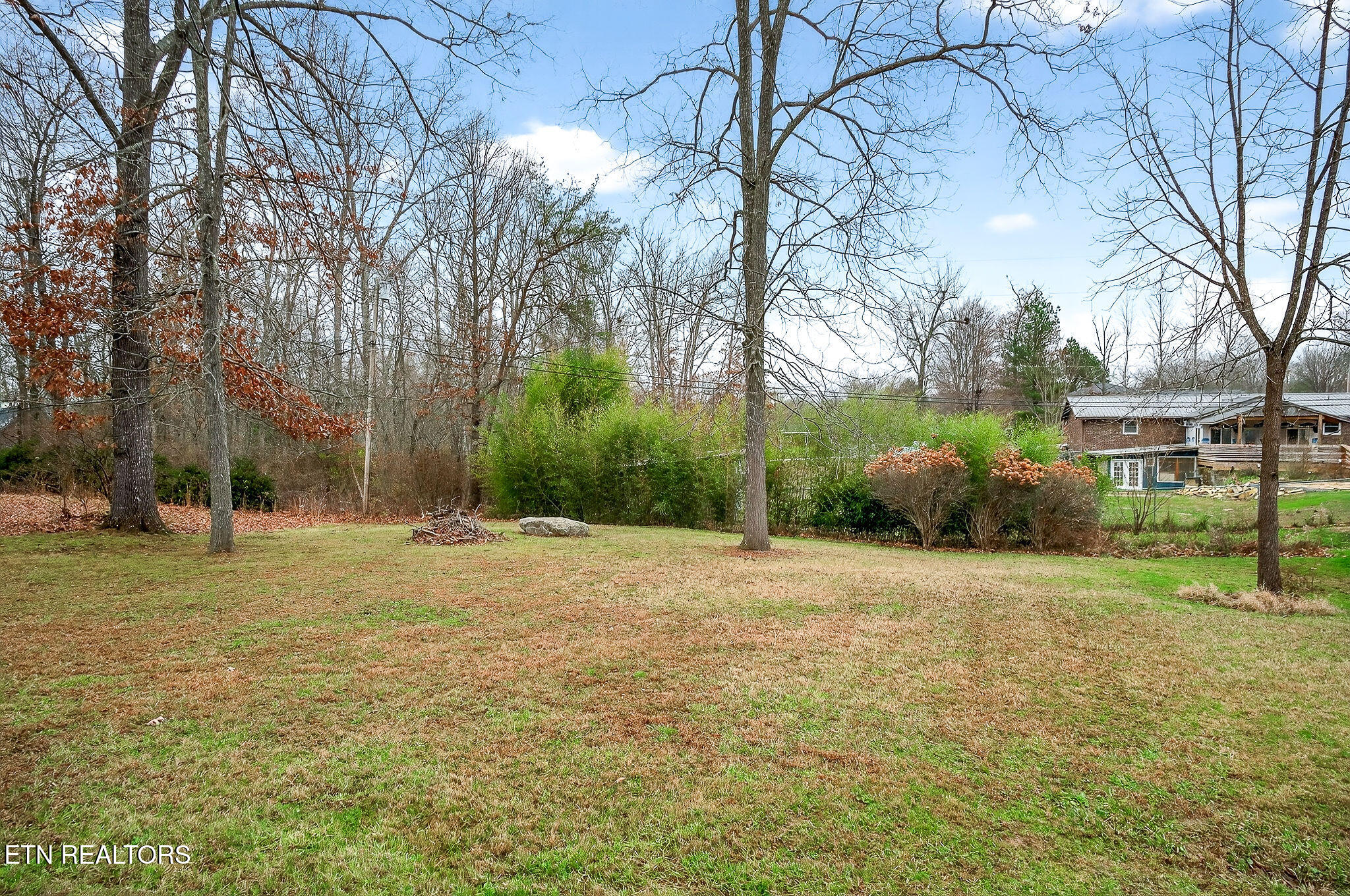 30 Oak Street Crossville TN 38555