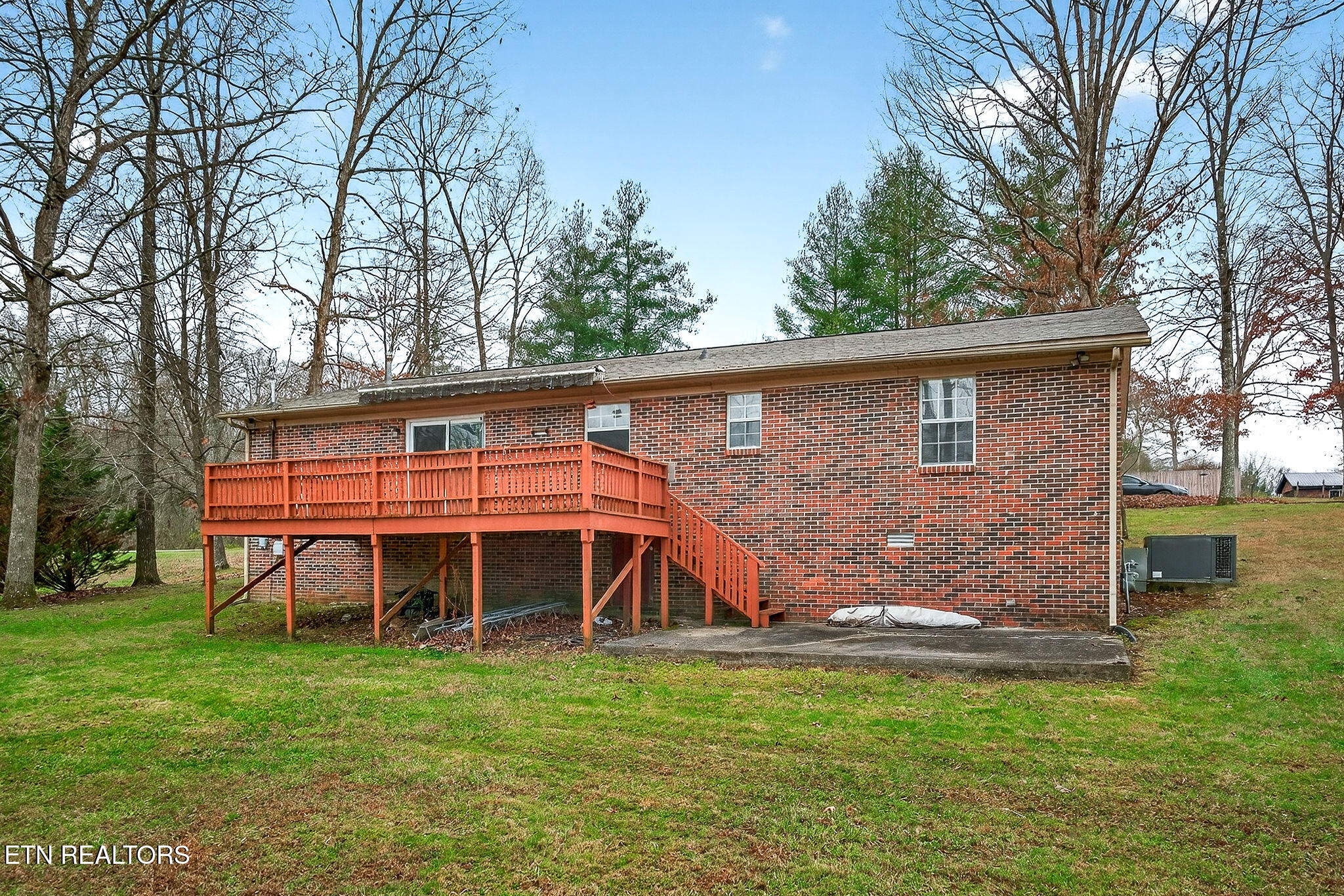 30 Oak Street Crossville TN 38555