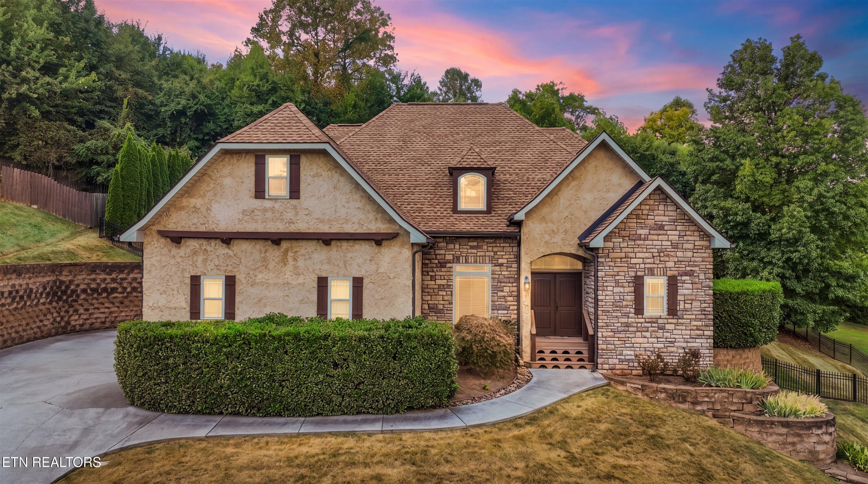 8121 Laurel Falls Lane Knoxville TN 37931