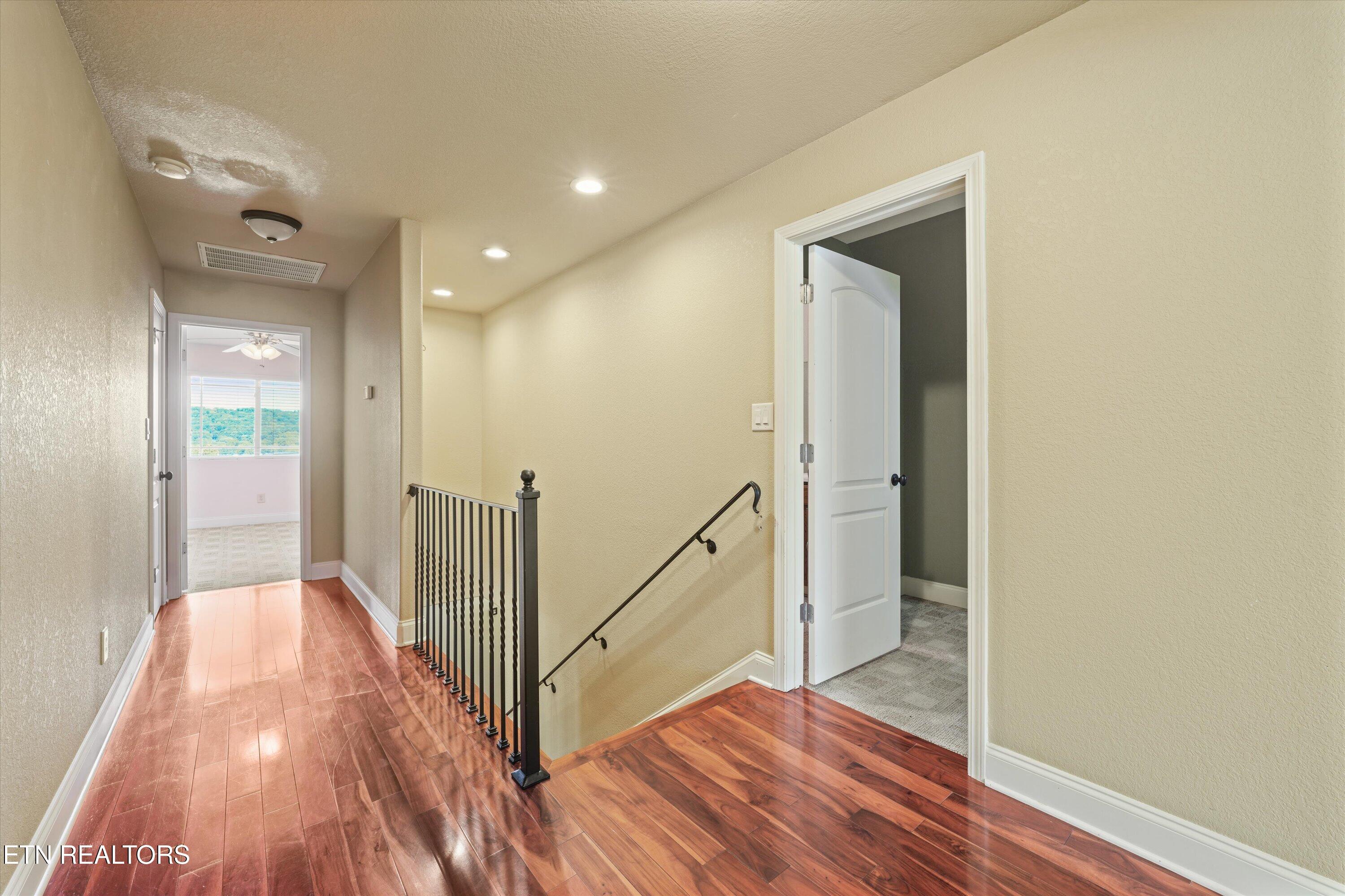 8121 Laurel Falls Lane Knoxville TN 37931