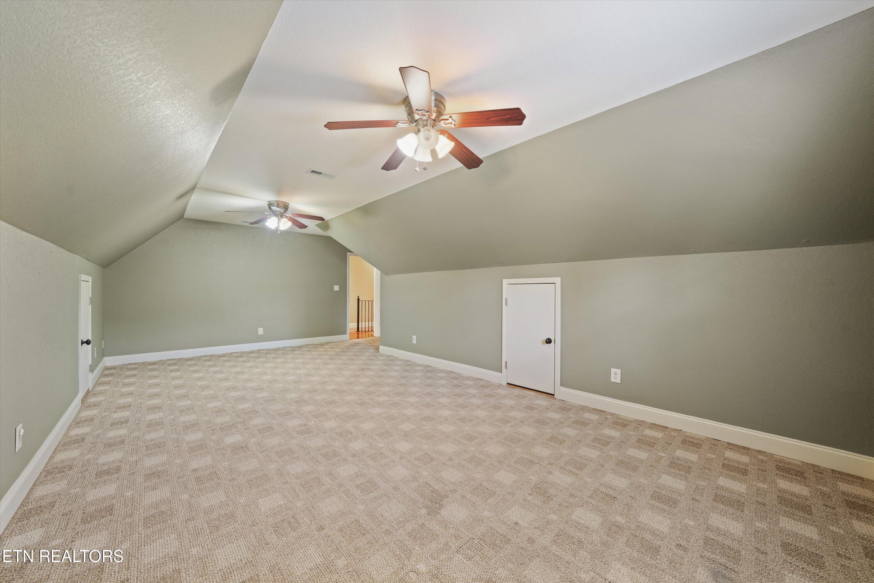 8121 Laurel Falls Lane Knoxville TN 37931