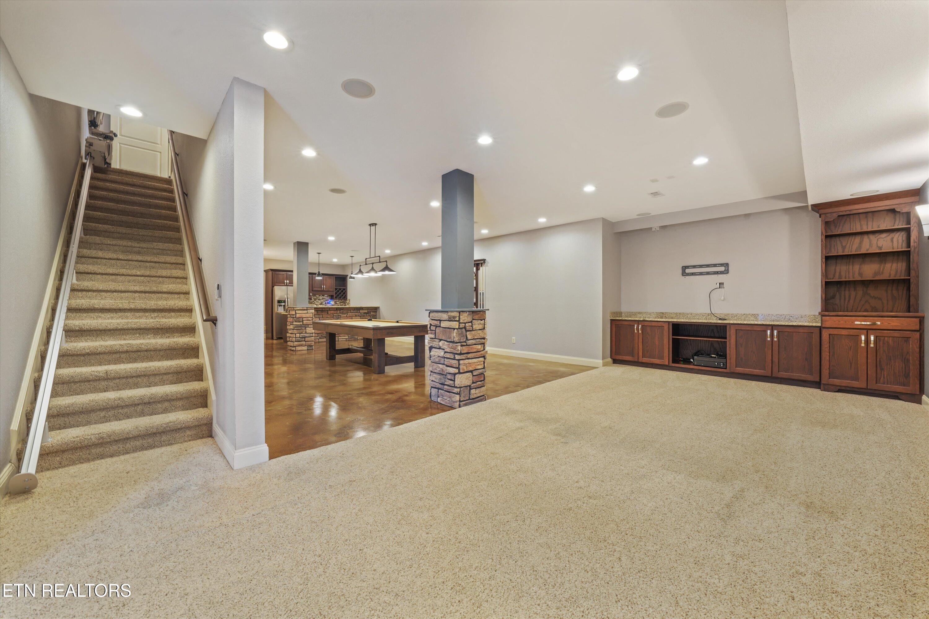 8121 Laurel Falls Lane Knoxville TN 37931