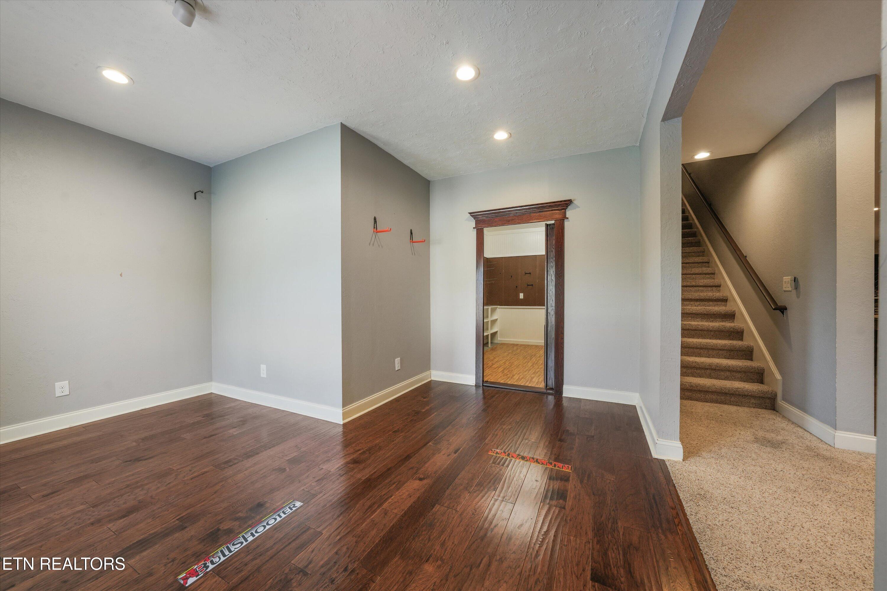 8121 Laurel Falls Lane Knoxville TN 37931