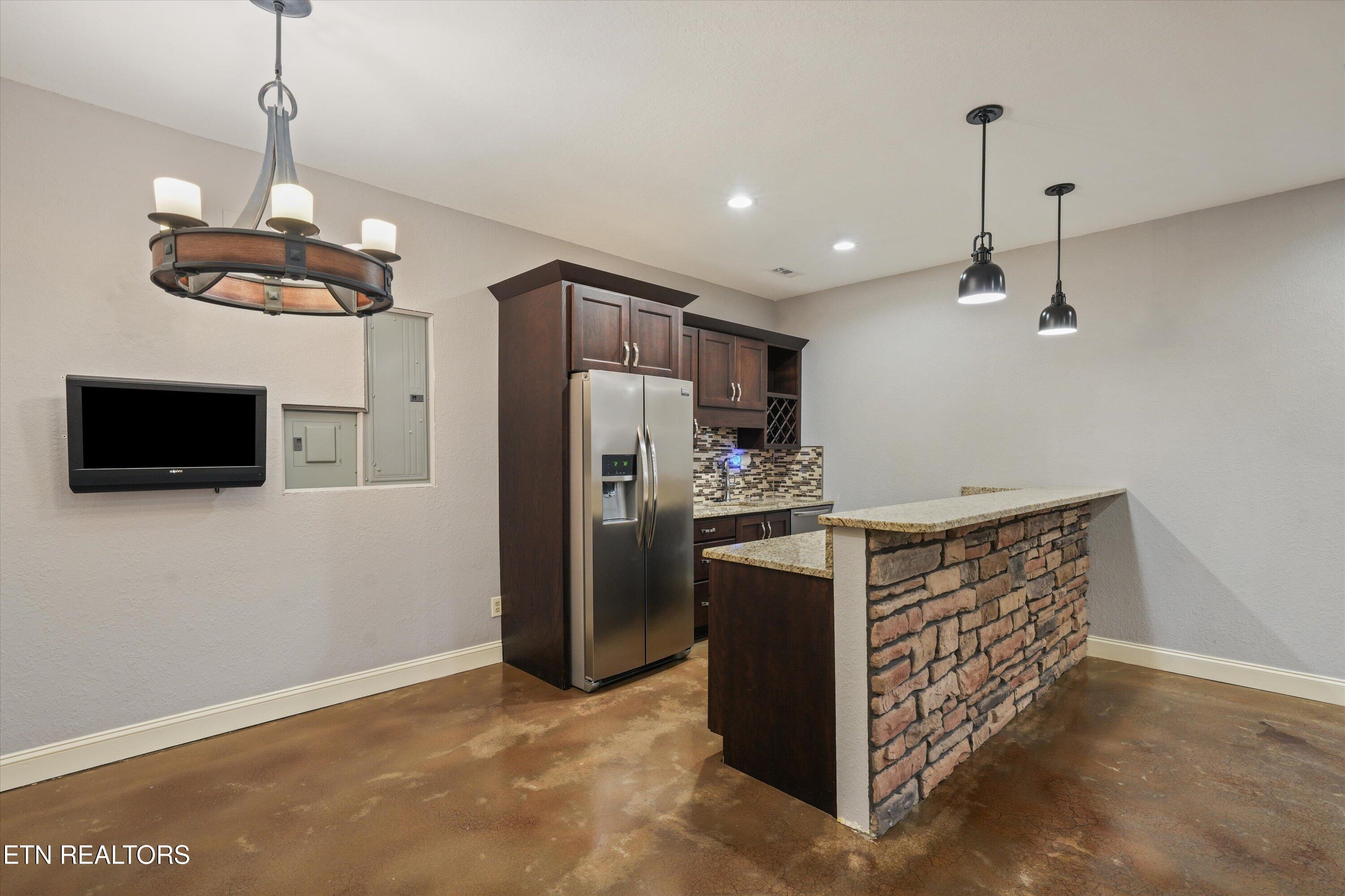 8121 Laurel Falls Lane Knoxville TN 37931