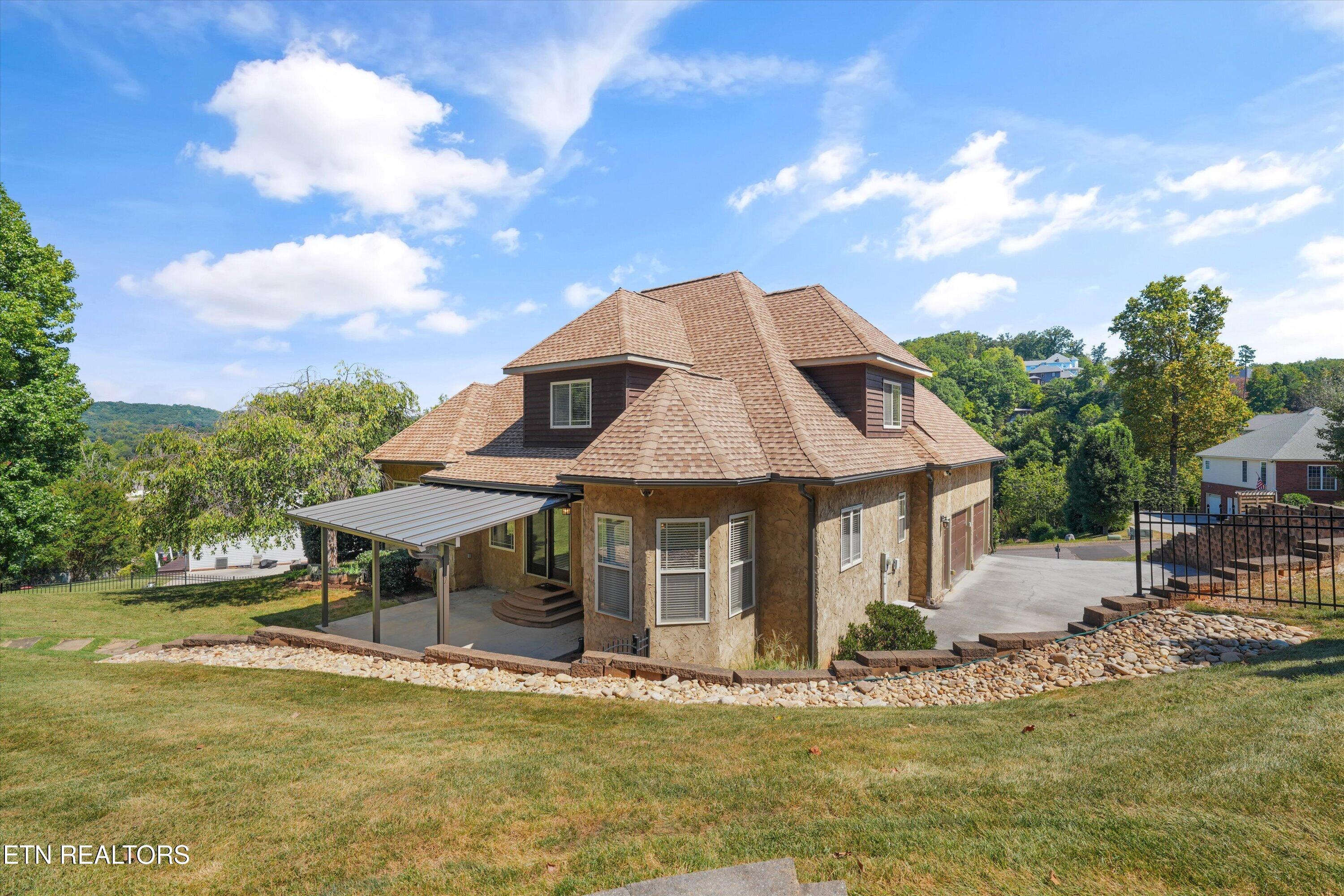8121 Laurel Falls Lane Knoxville TN 37931