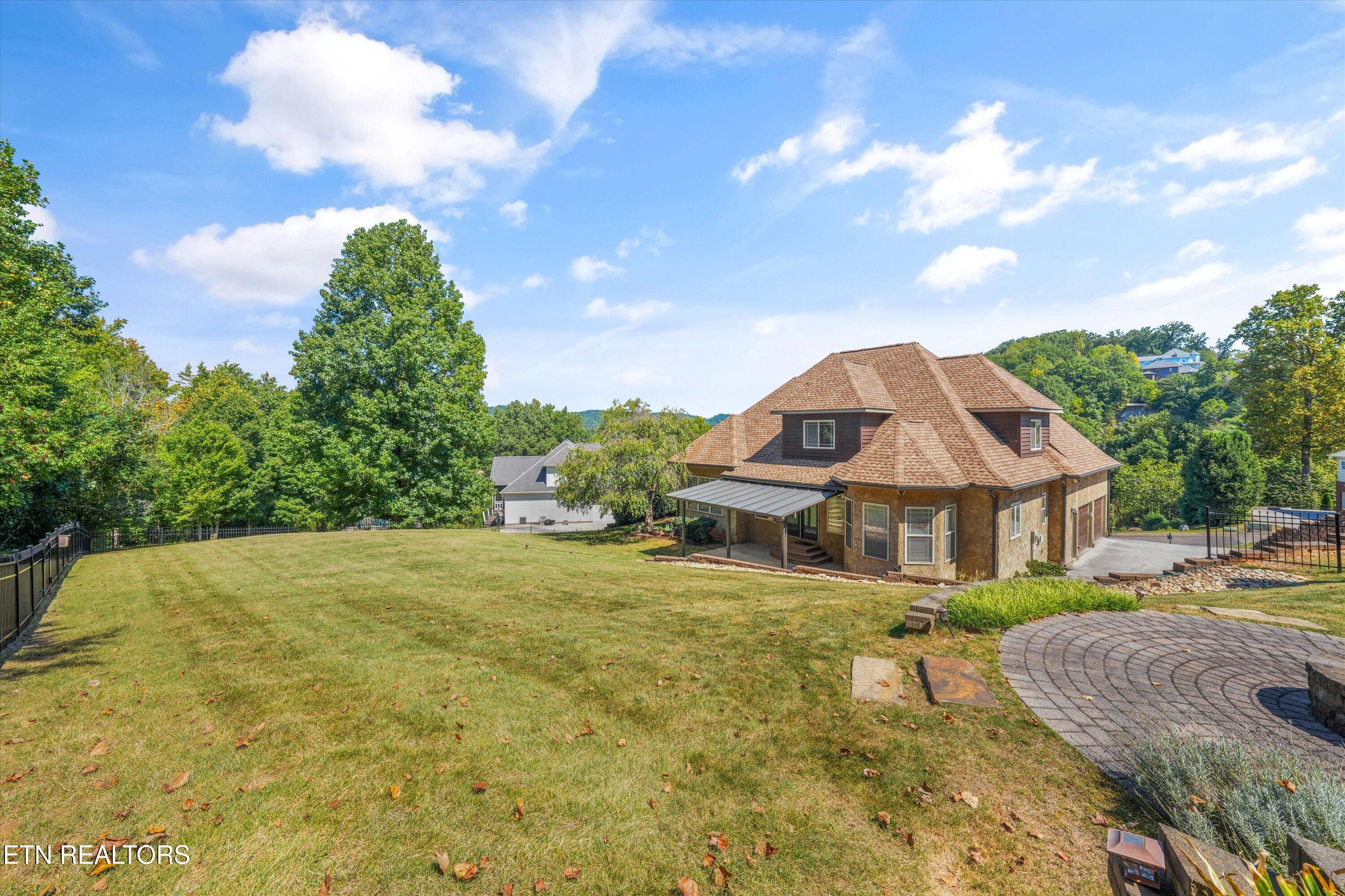 8121 Laurel Falls Lane Knoxville TN 37931