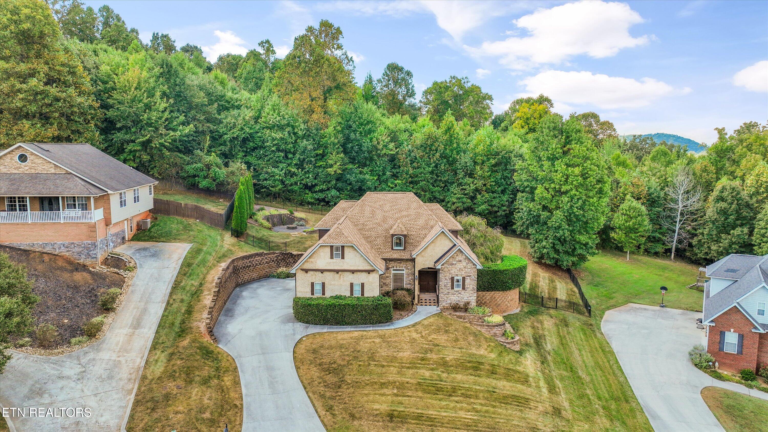 8121 Laurel Falls Lane Knoxville TN 37931
