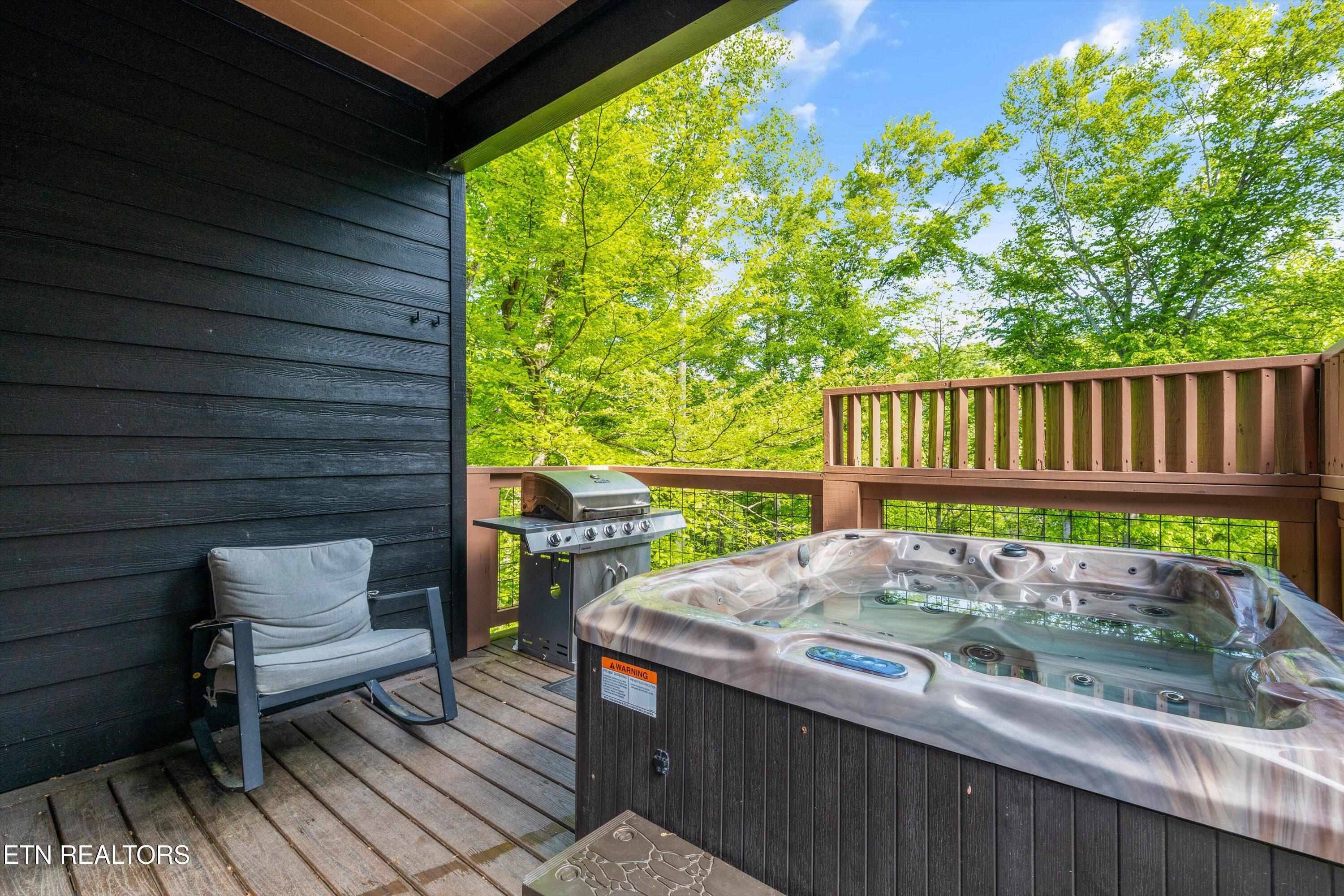 906 Saddle Creek Way Sevierville TN 37862
