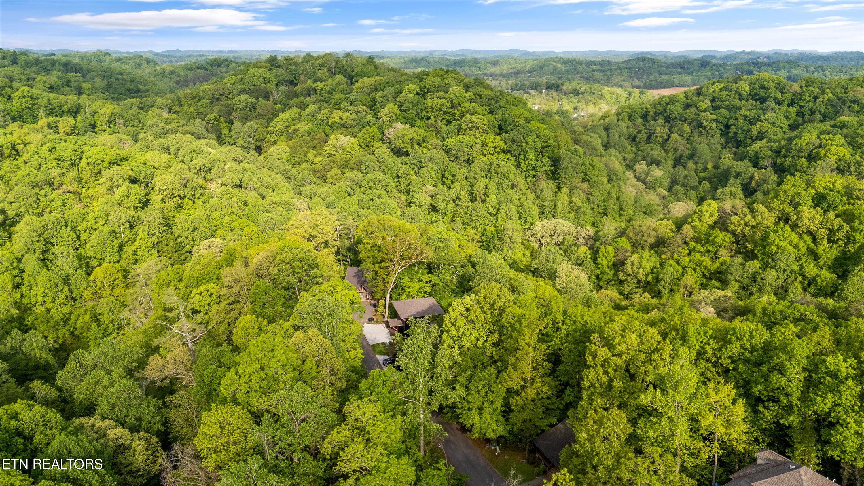 906 Saddle Creek Way Sevierville TN 37862