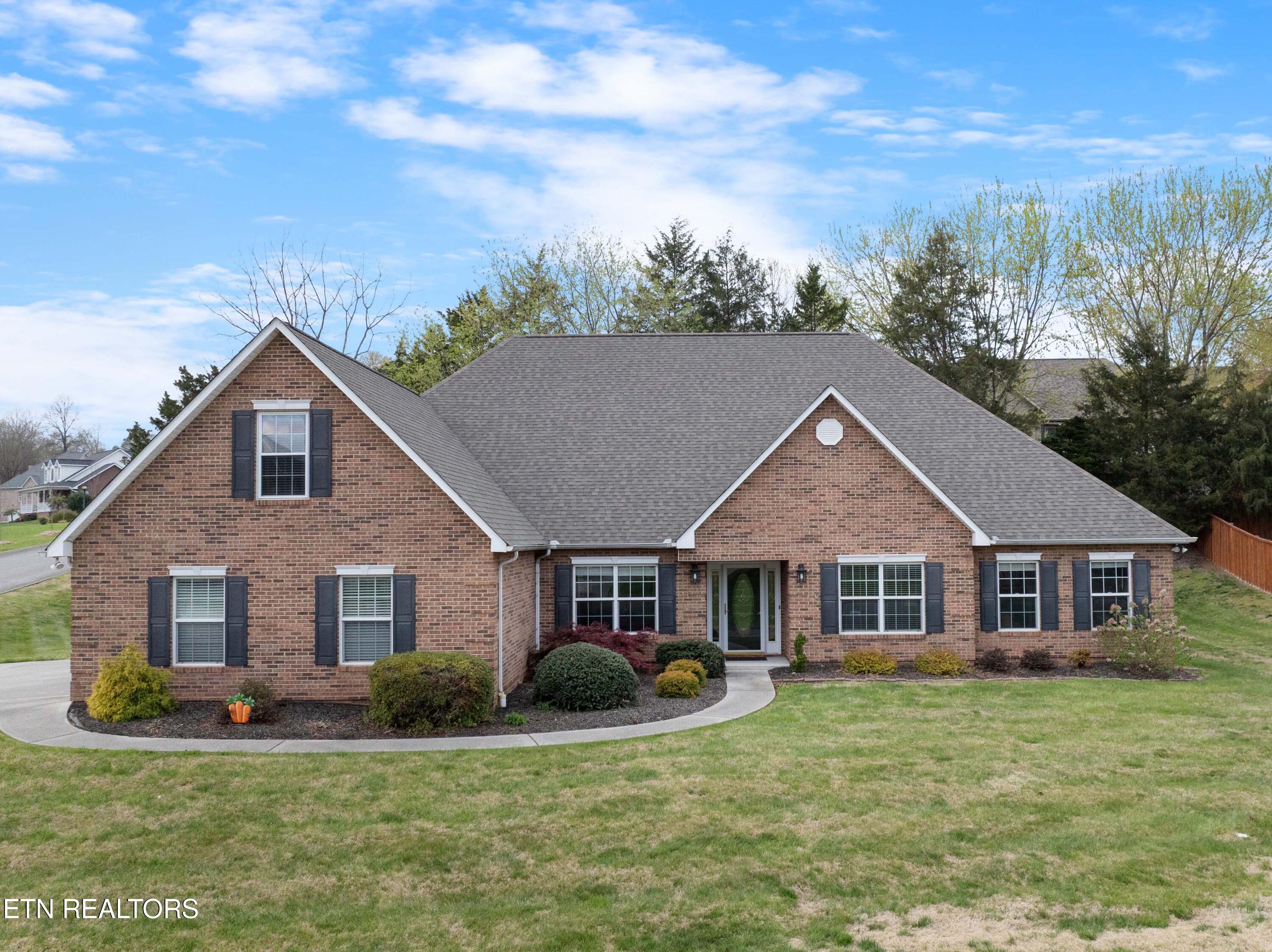 301 Stonebreeze Drive Powell TN 37849