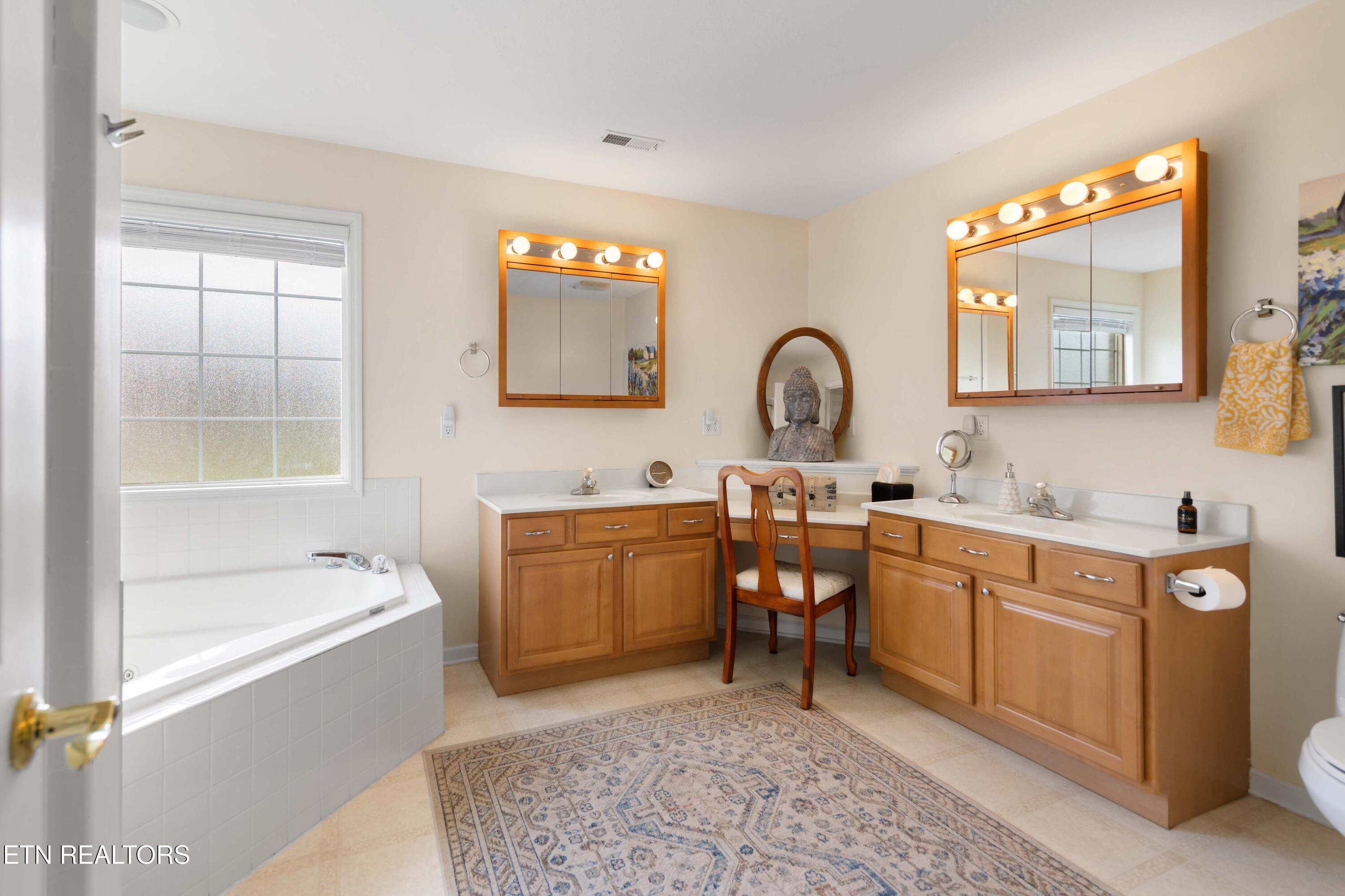 301 Stonebreeze Drive Powell TN 37849