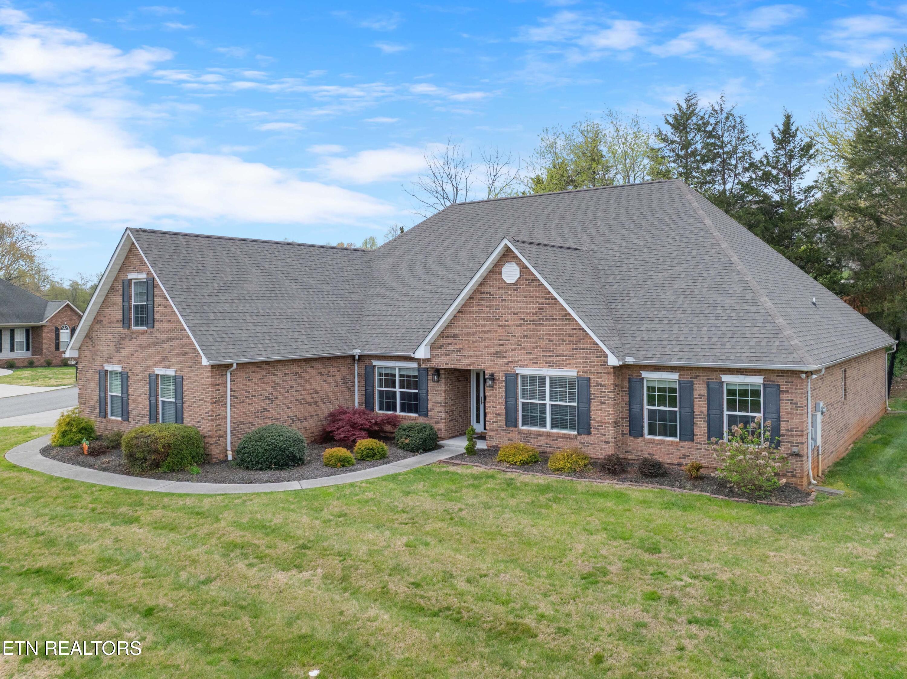 301 Stonebreeze Drive Powell TN 37849