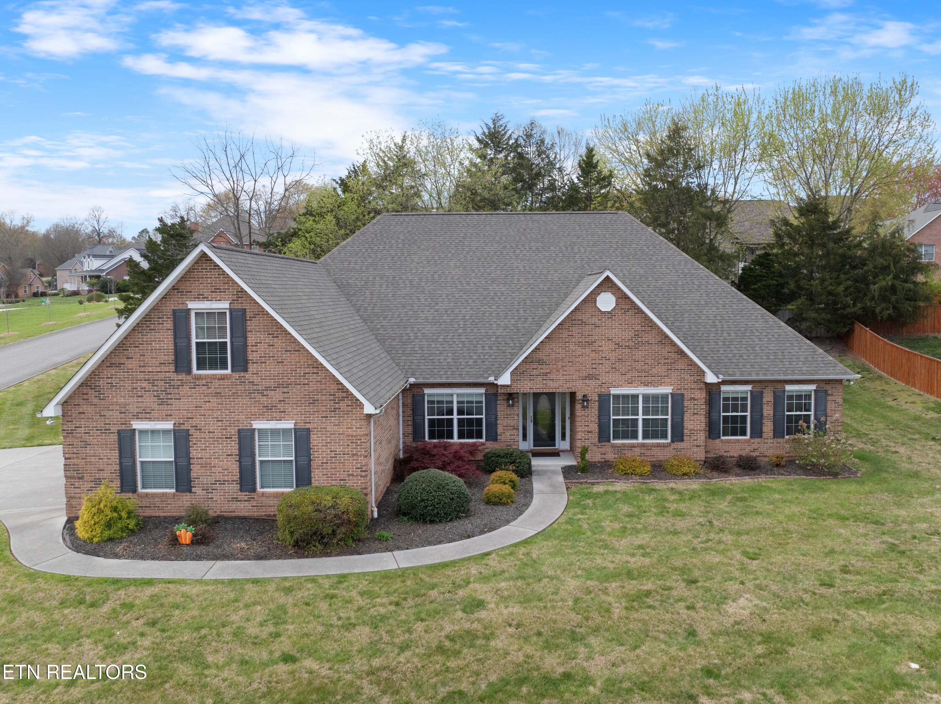301 Stonebreeze Drive Powell TN 37849
