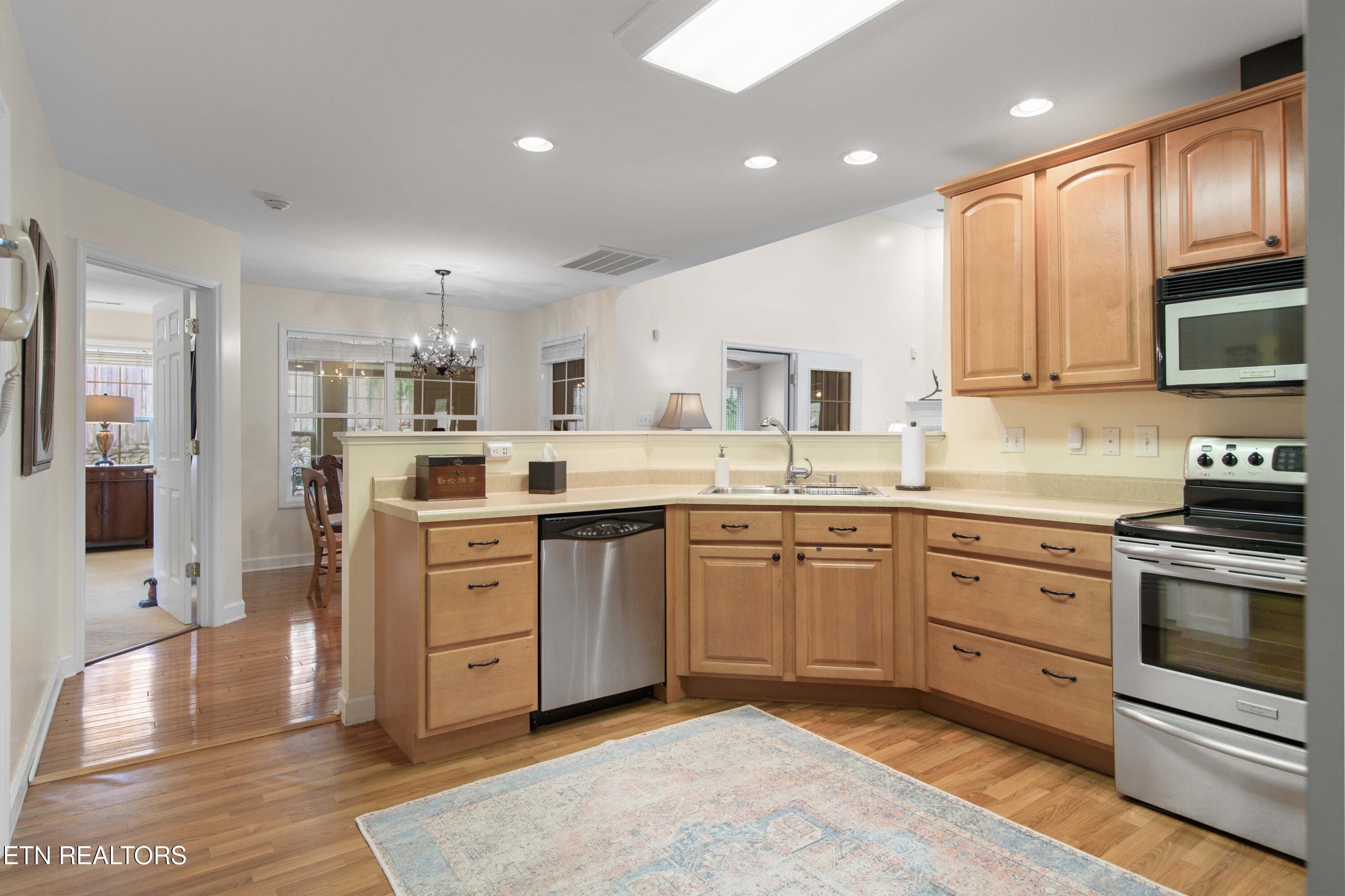 301 Stonebreeze Drive Powell TN 37849