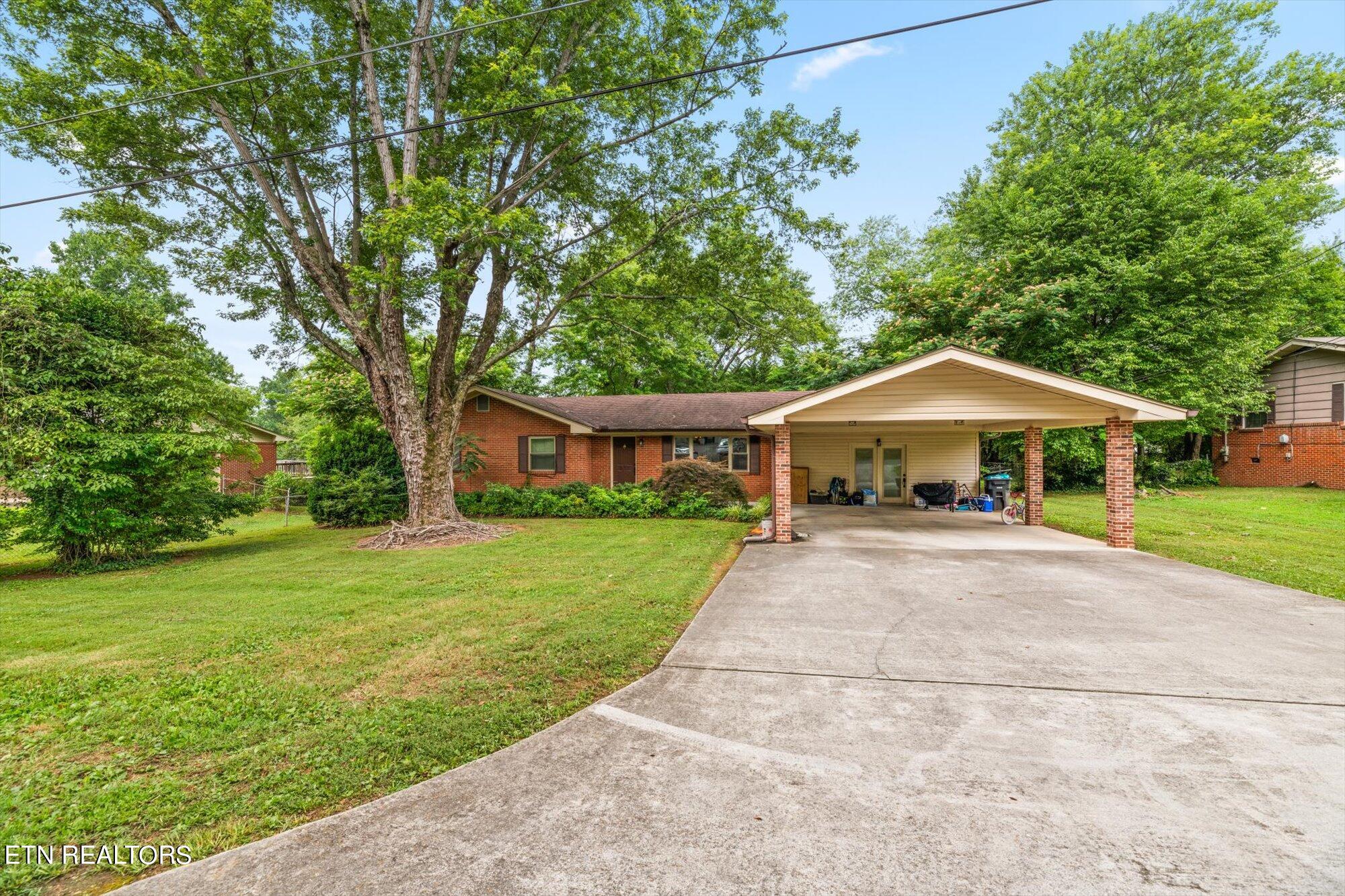 530 Brewer Street Athens TN 37303