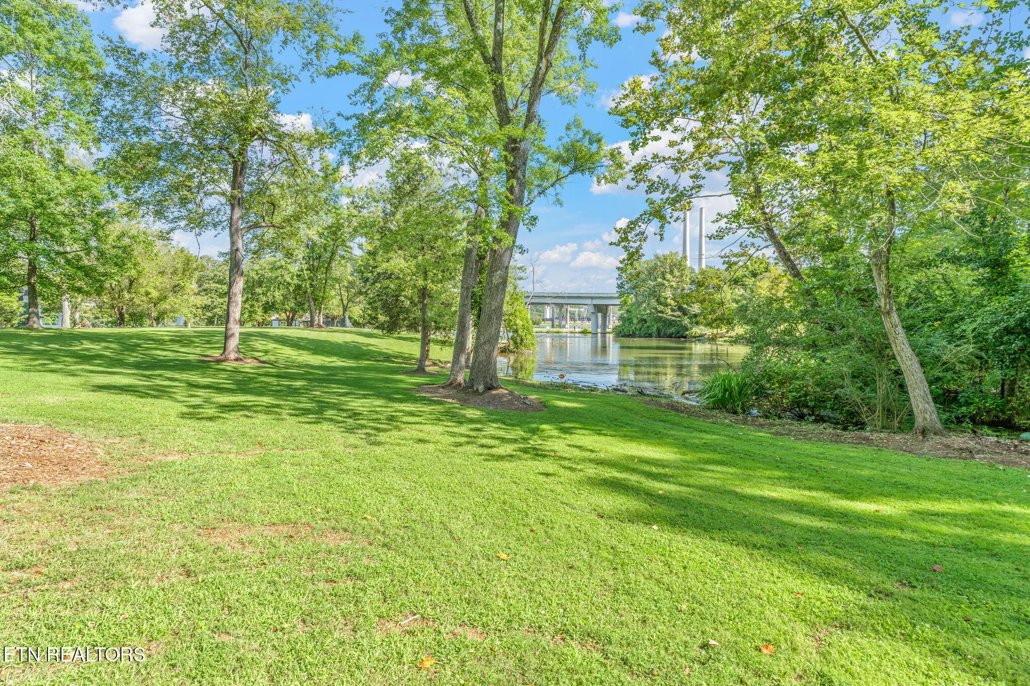 828 Sargent Drive Kingston TN 37763