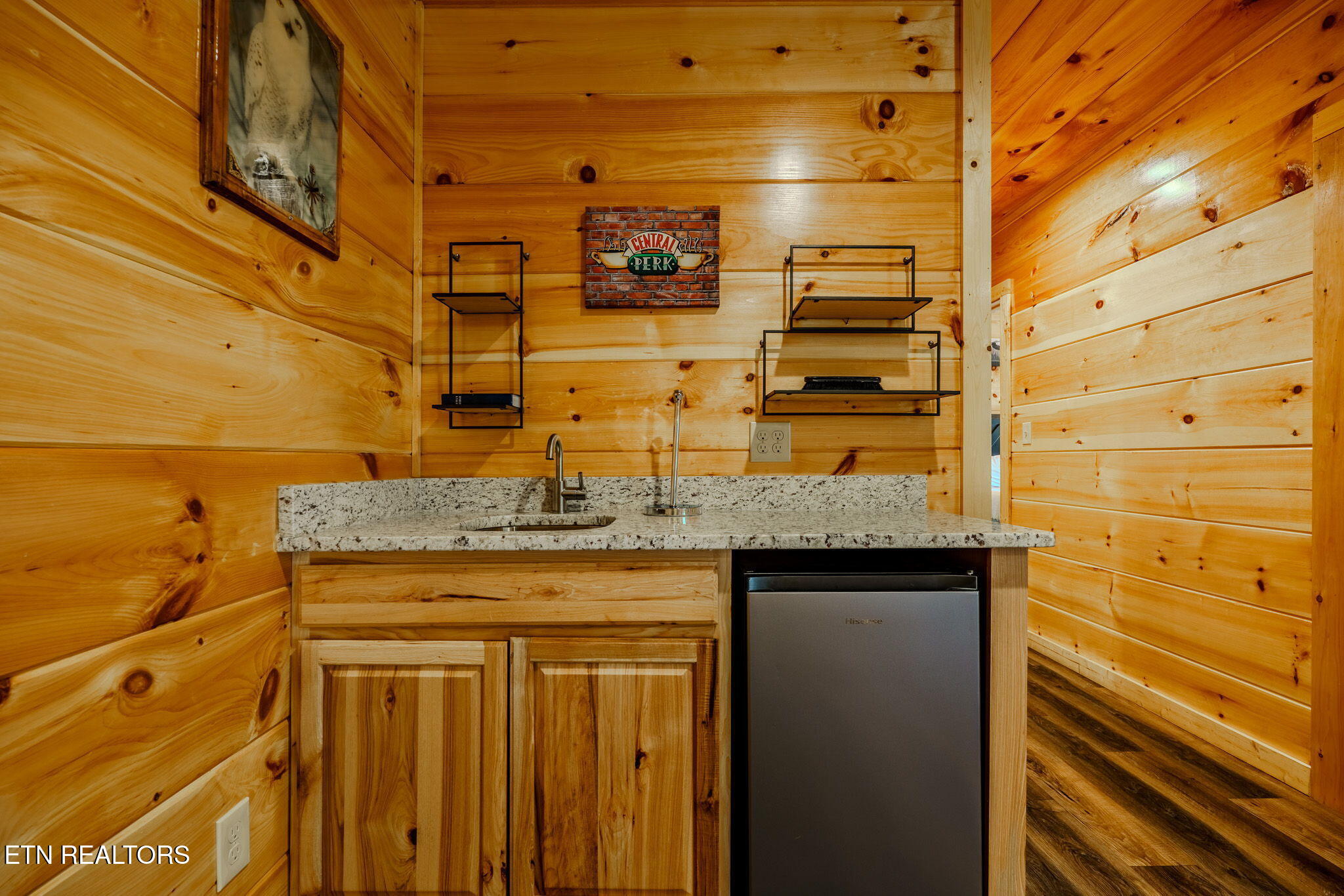 825 String Run Way Street Pigeon Forge TN 37863