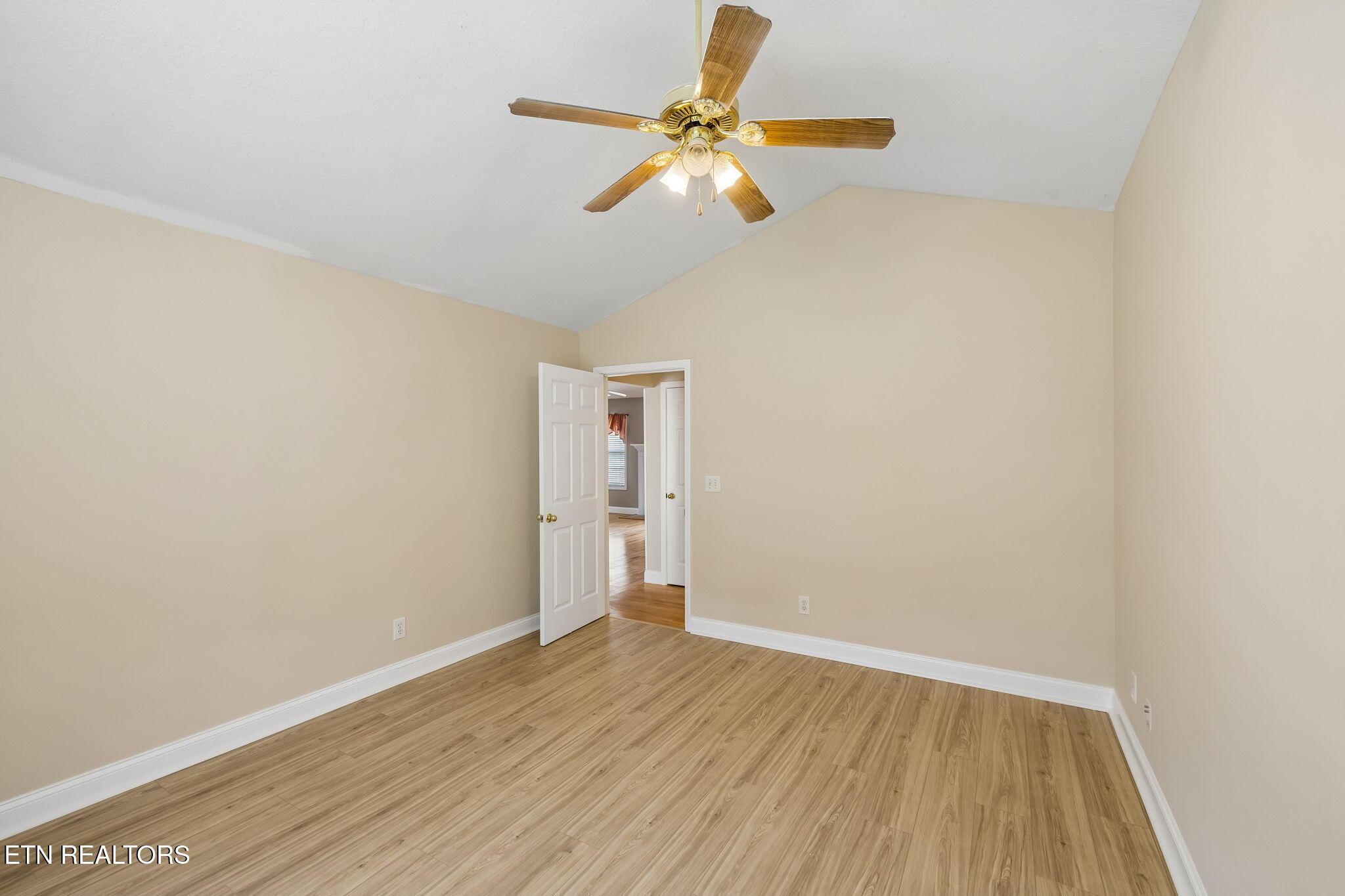 124 Huntington Lane Heiskell TN 37754