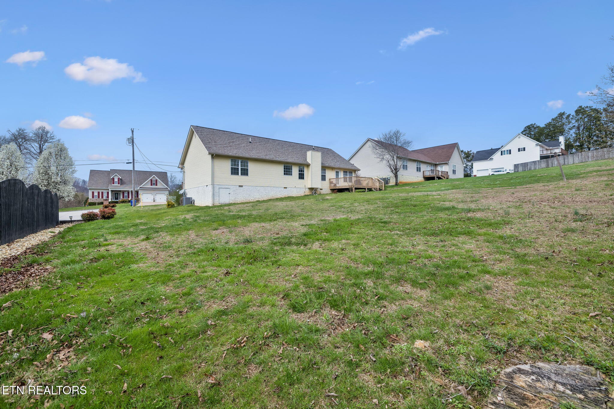 124 Huntington Lane Heiskell TN 37754