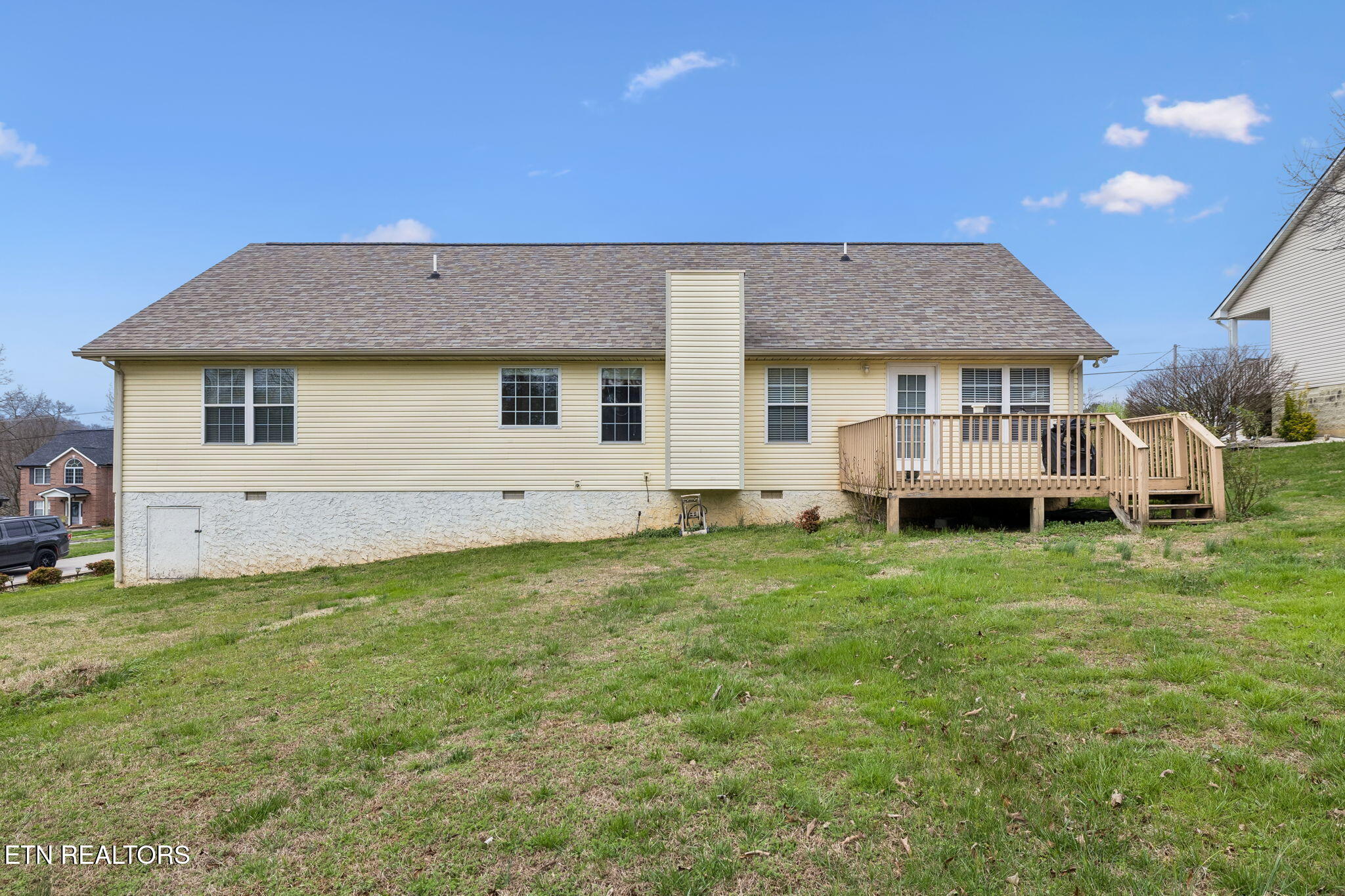 124 Huntington Lane Heiskell TN 37754