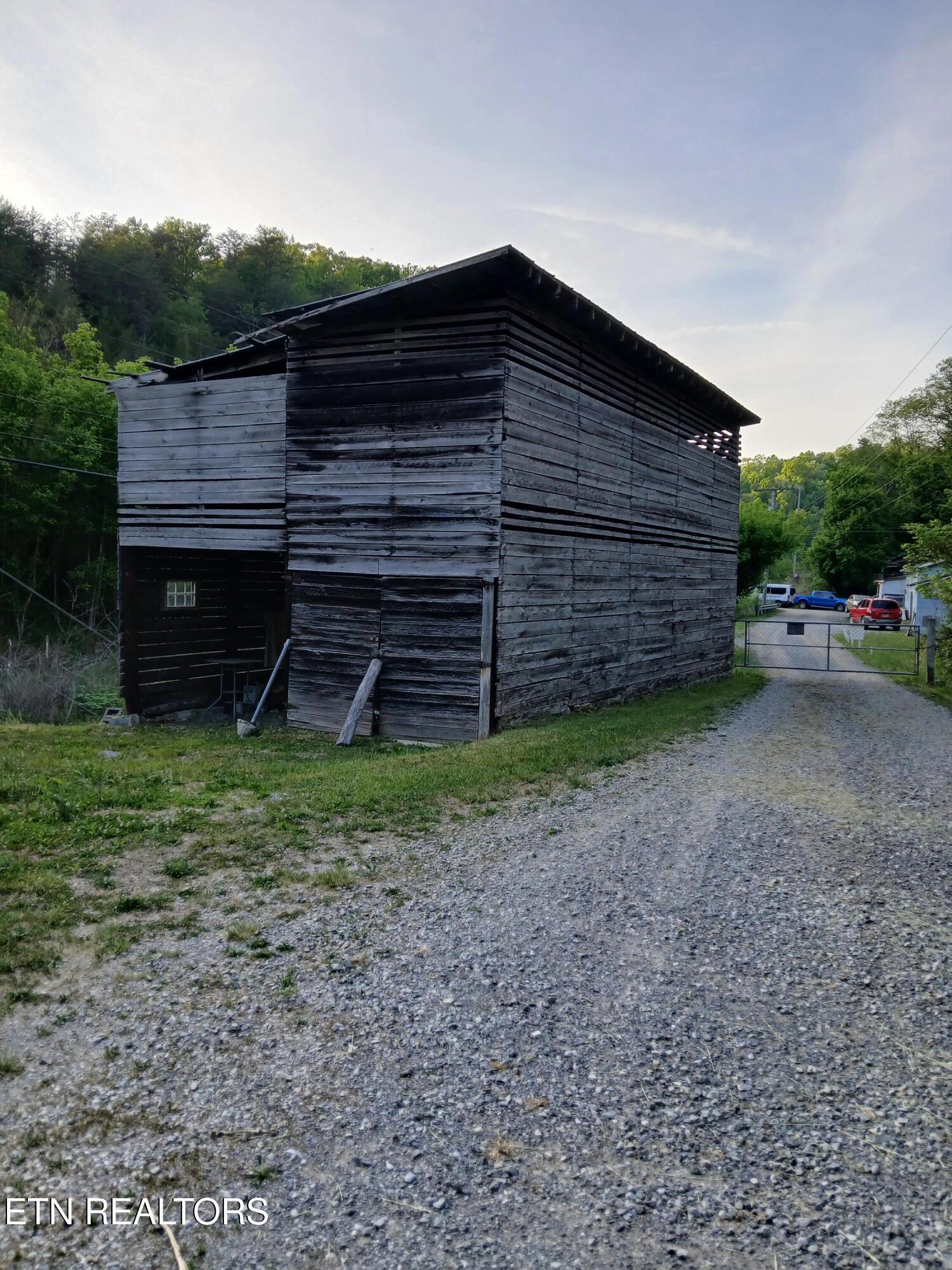 469 Brownlo Road Sneedville TN 37869