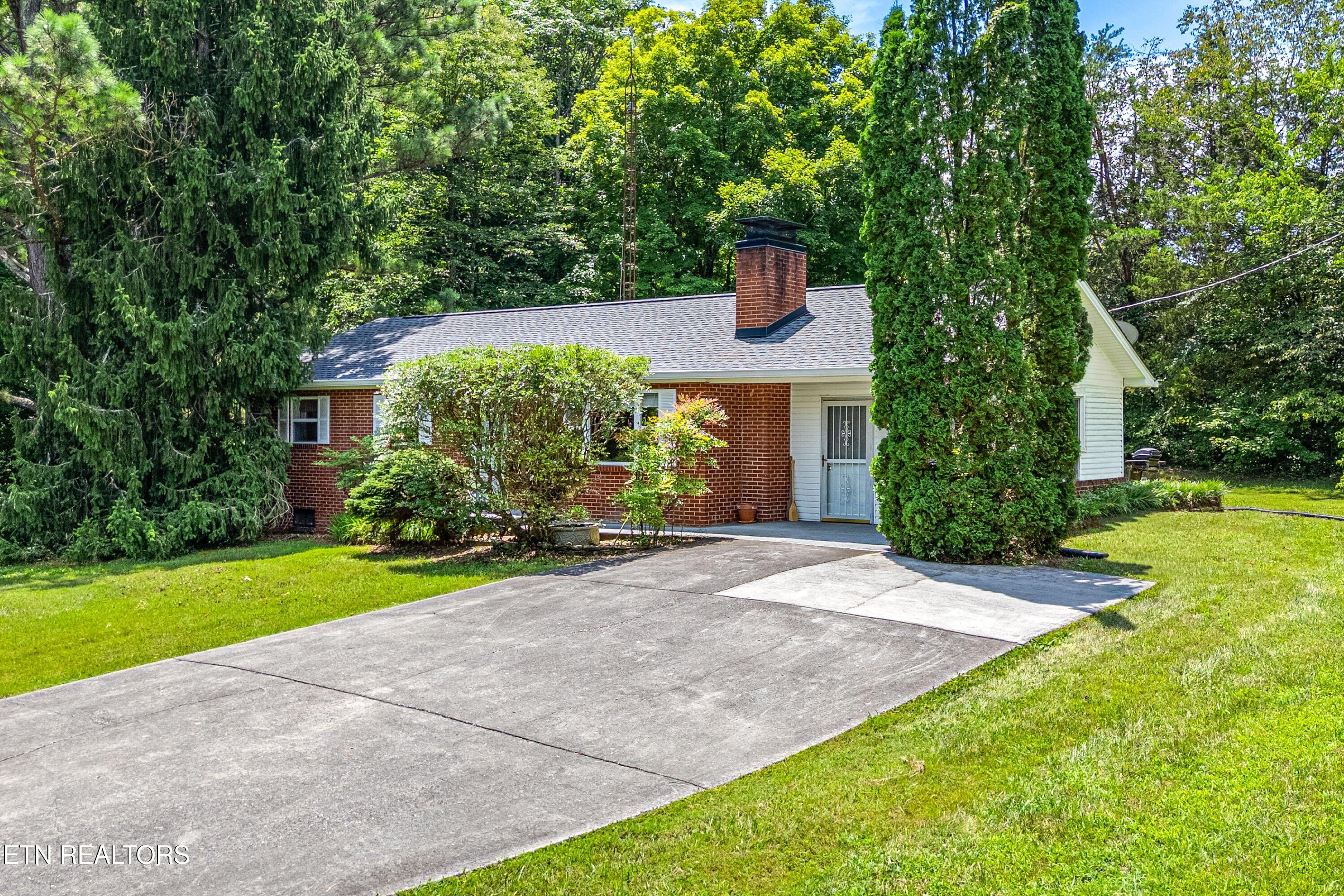 671 Green Hill Road Dandridge TN 37725