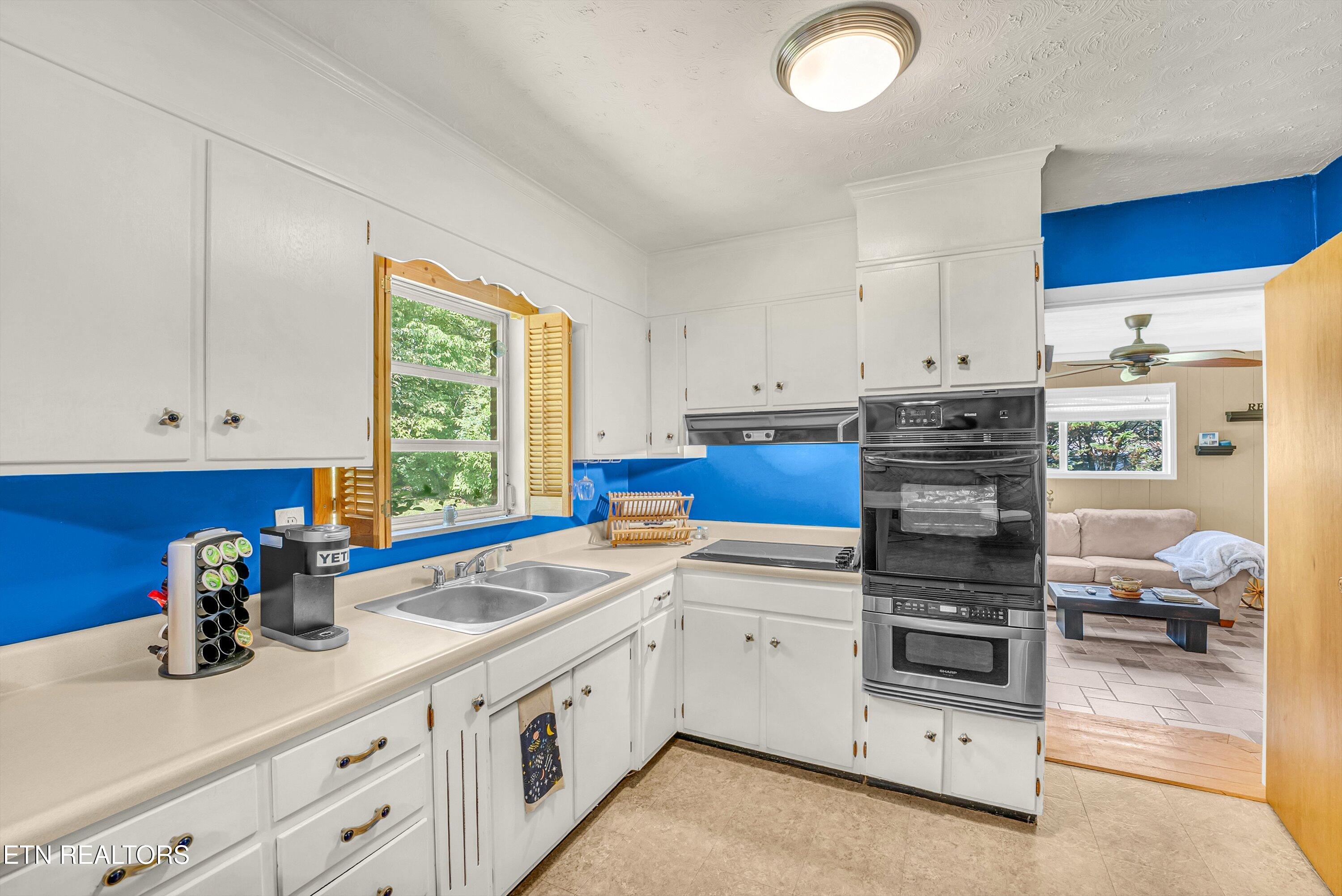 671 Green Hill Road Dandridge TN 37725