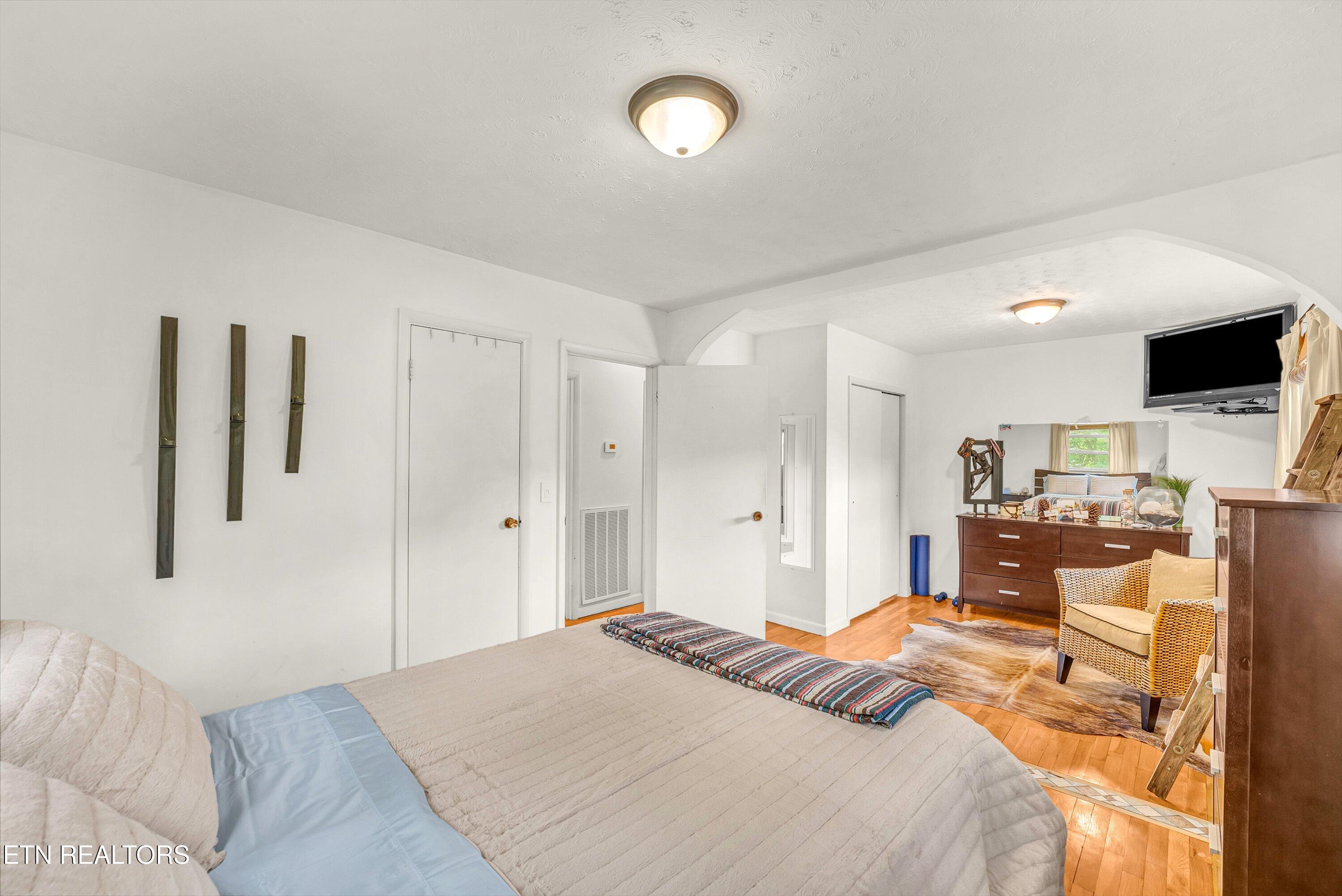 671 Green Hill Road Dandridge TN 37725