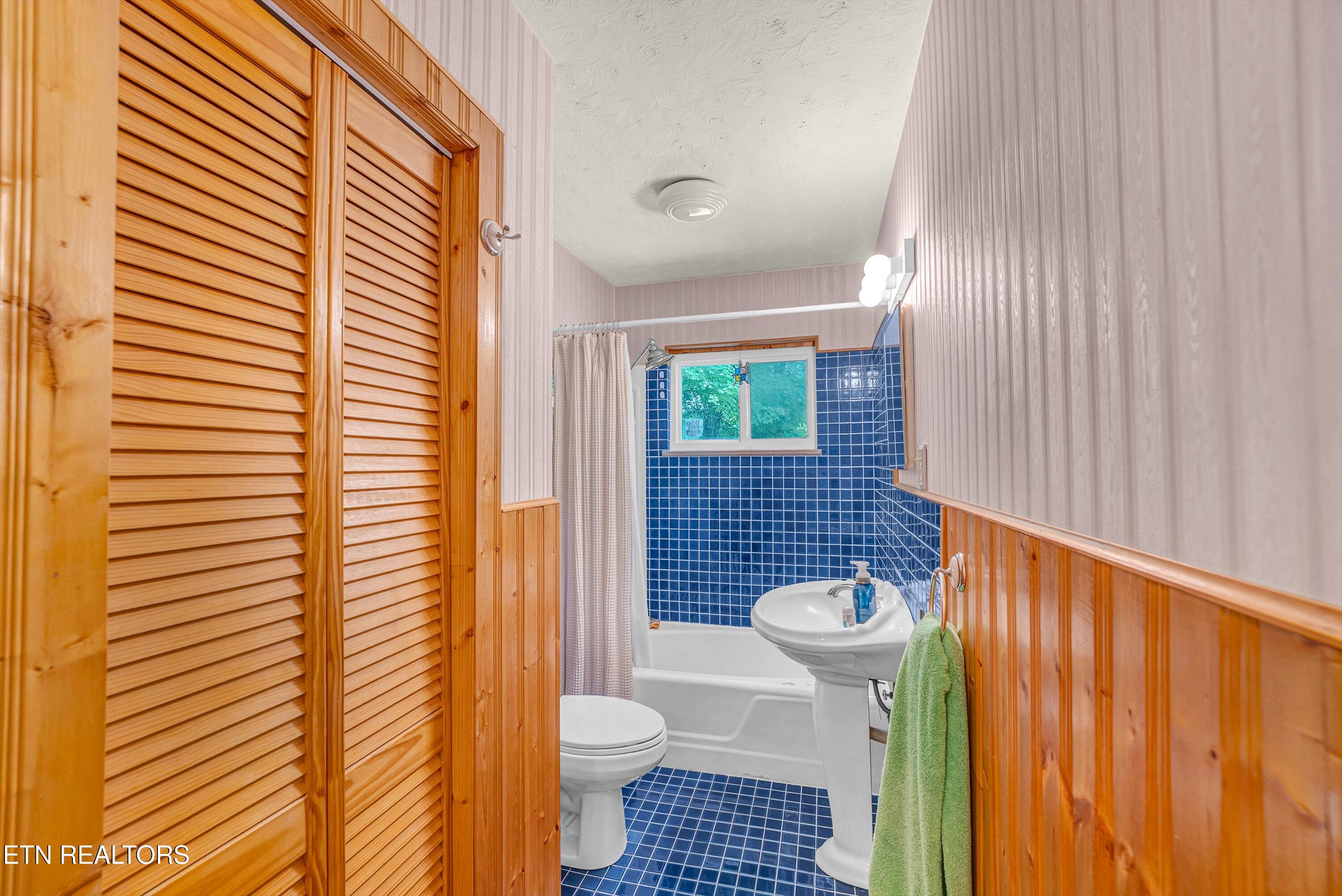 671 Green Hill Road Dandridge TN 37725