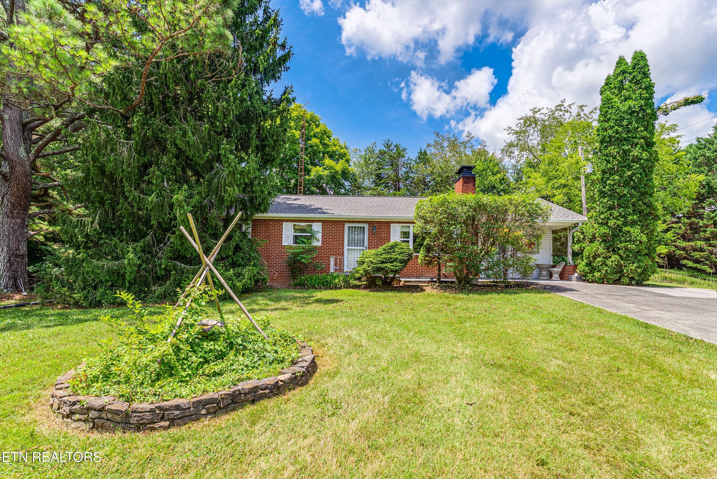 671 Green Hill Road Dandridge TN 37725