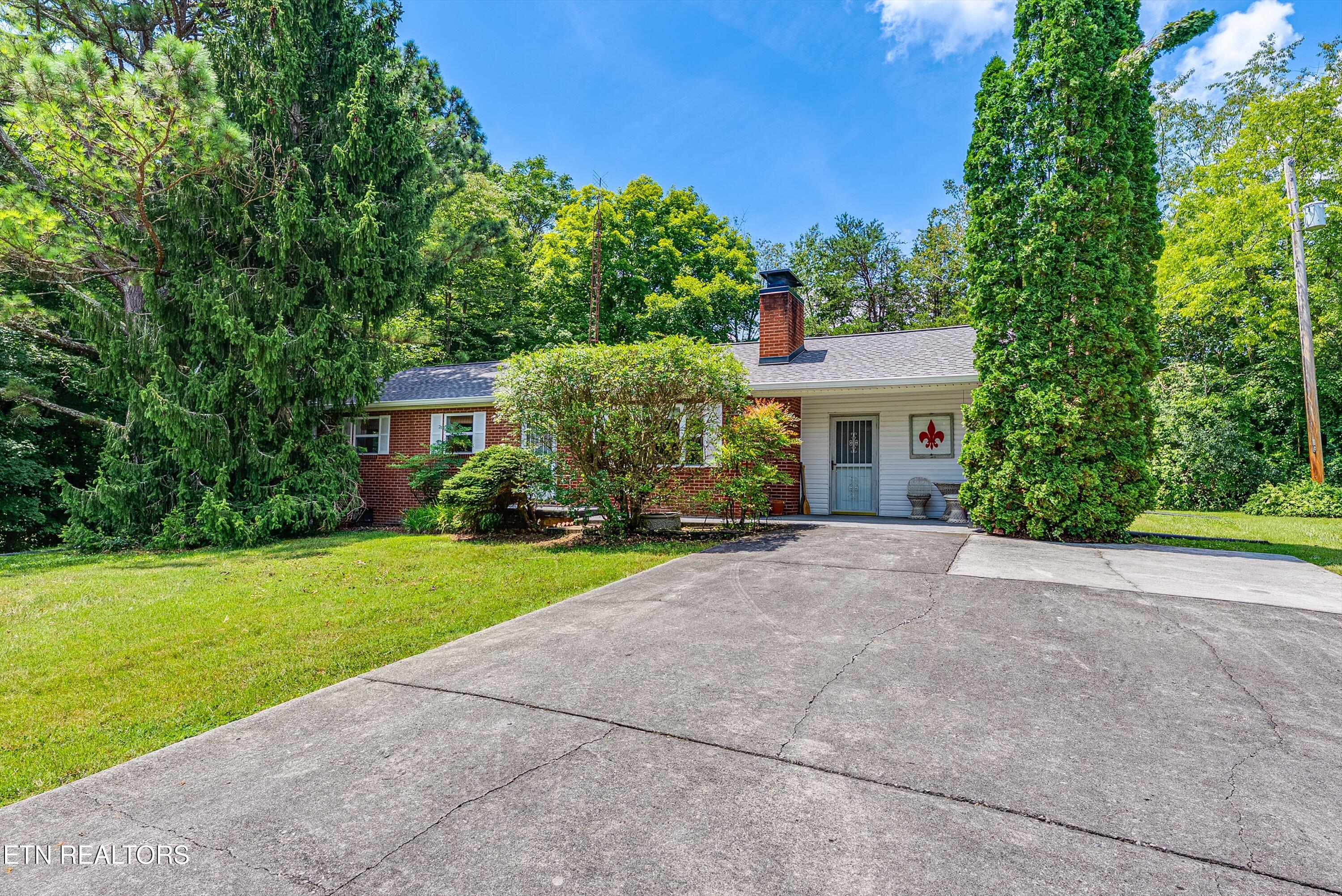 671 Green Hill Road Dandridge TN 37725