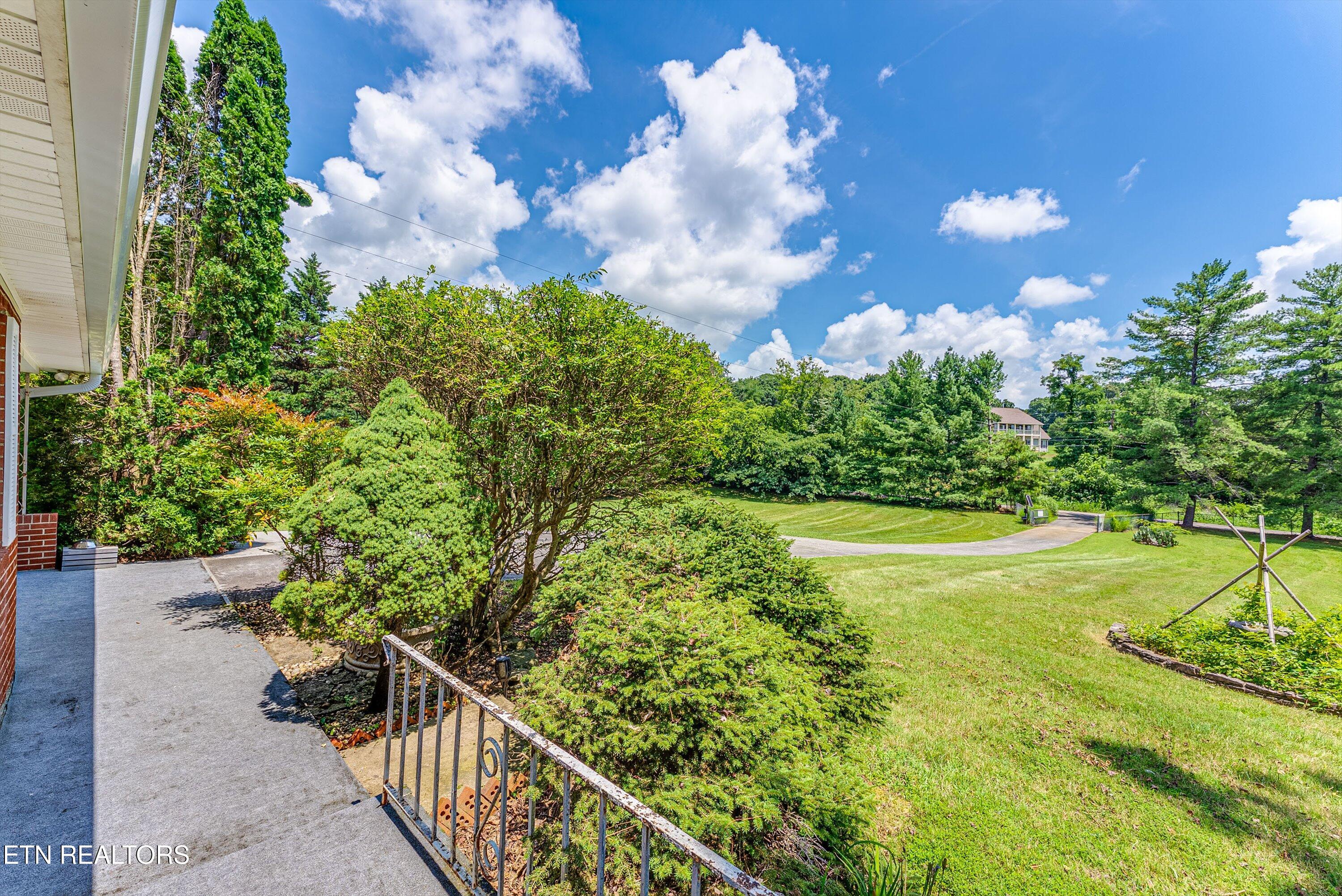 671 Green Hill Road Dandridge TN 37725