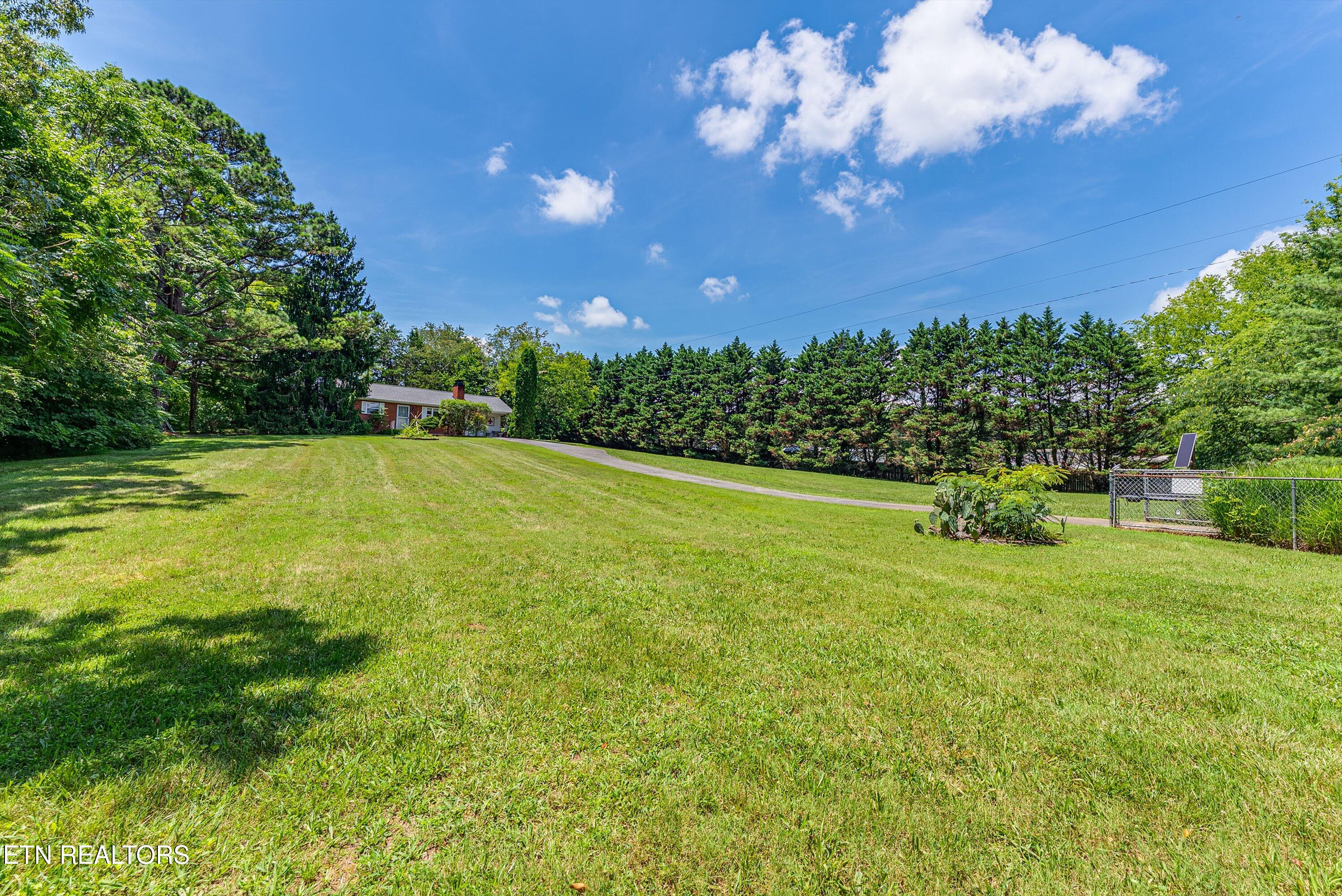 671 Green Hill Road Dandridge TN 37725