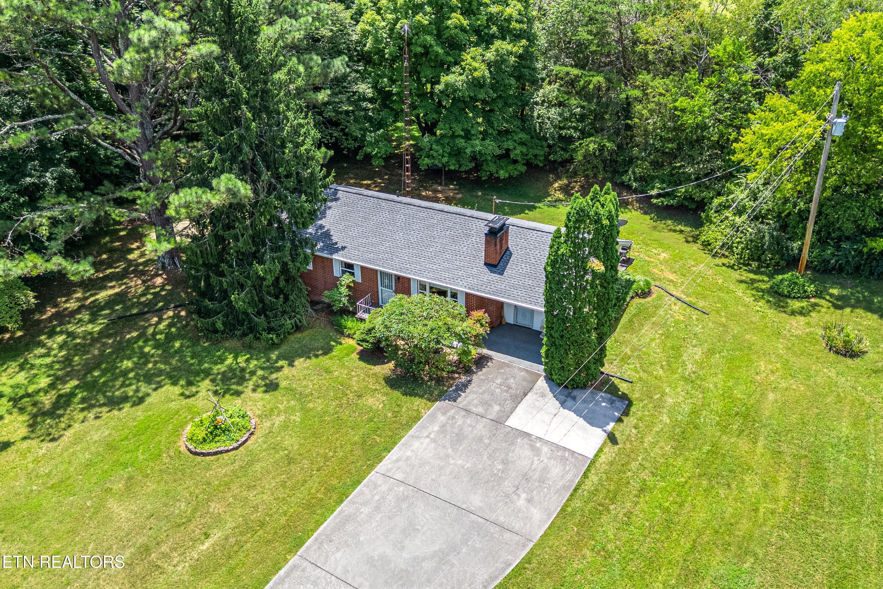 671 Green Hill Road Dandridge TN 37725