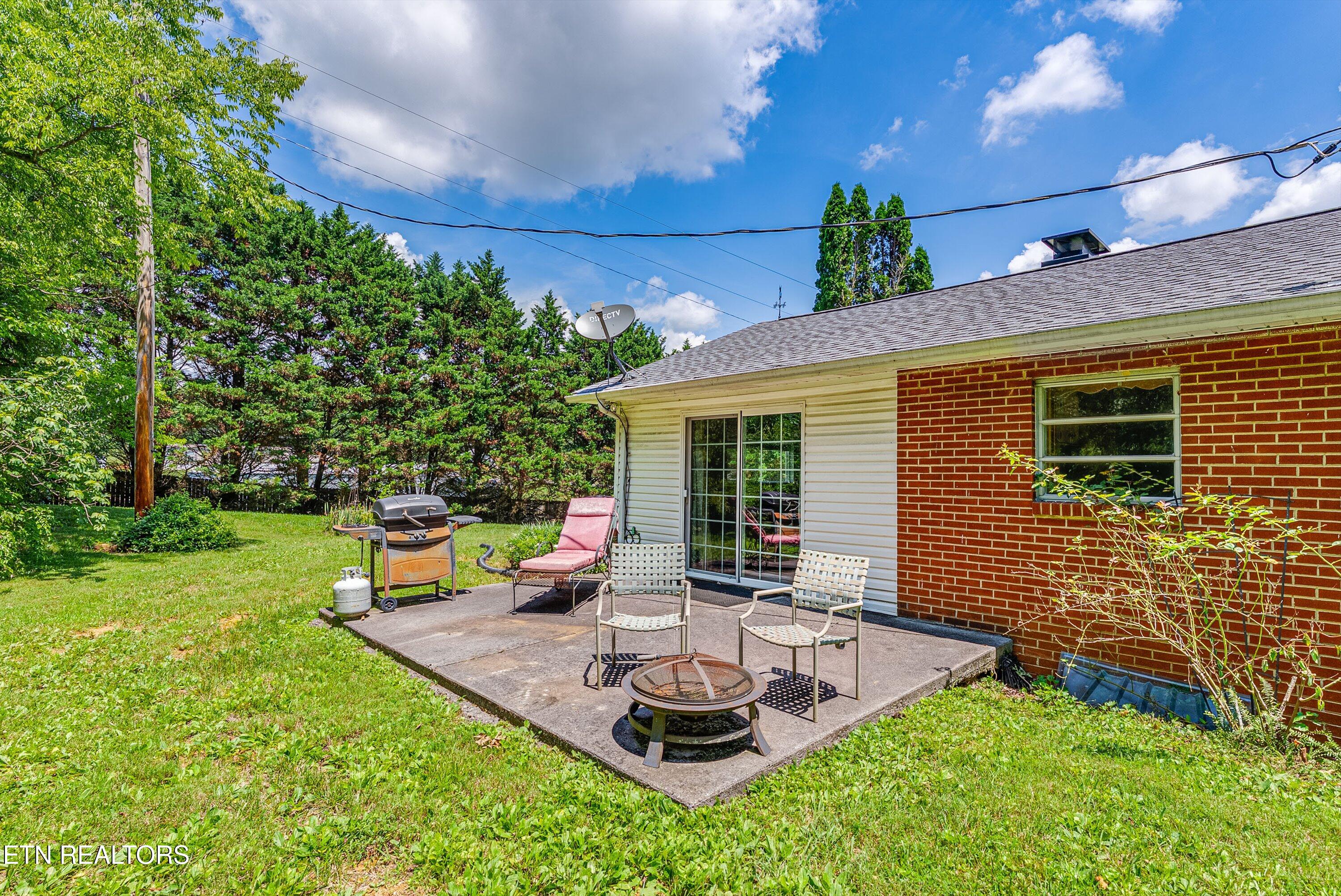 671 Green Hill Road Dandridge TN 37725