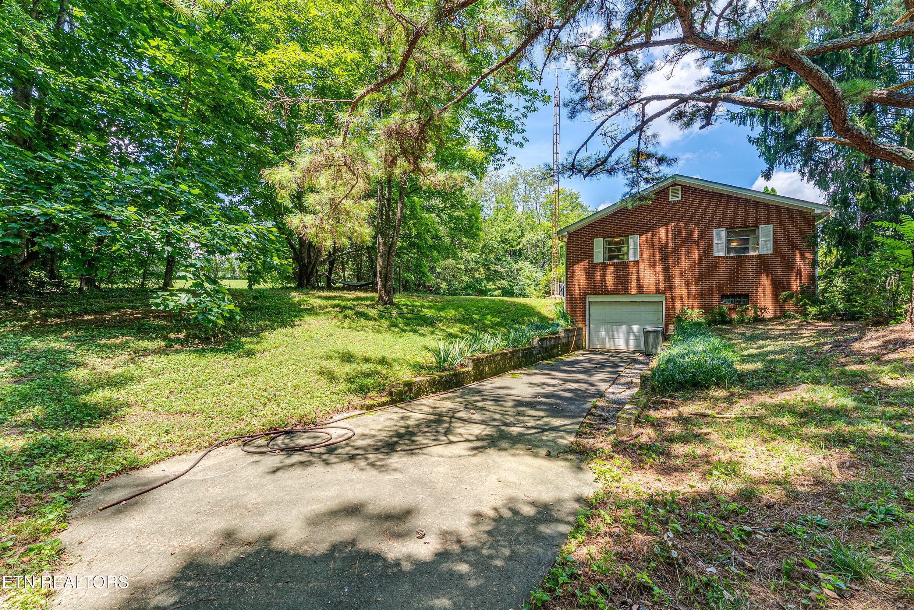 671 Green Hill Road Dandridge TN 37725