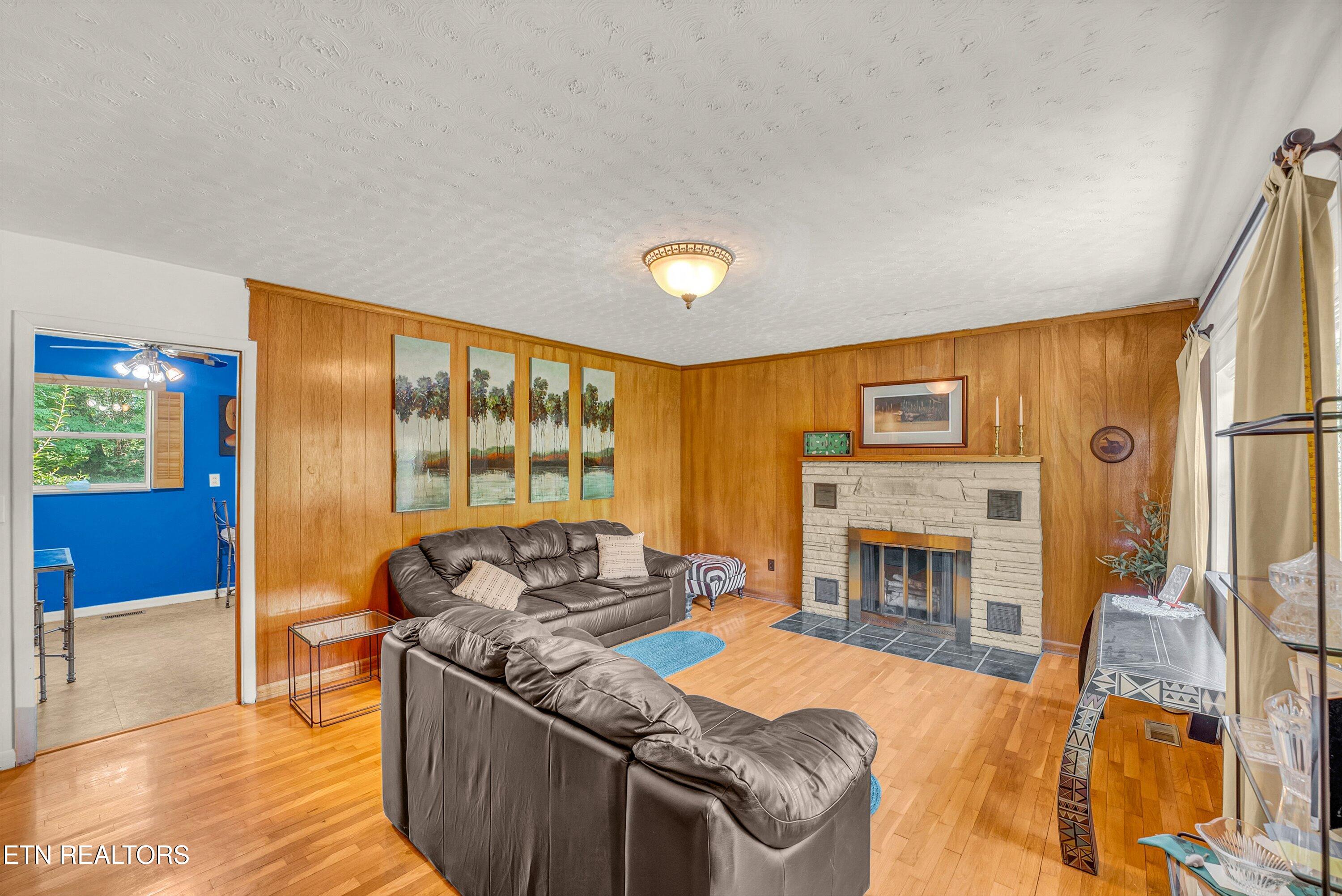 671 Green Hill Road Dandridge TN 37725