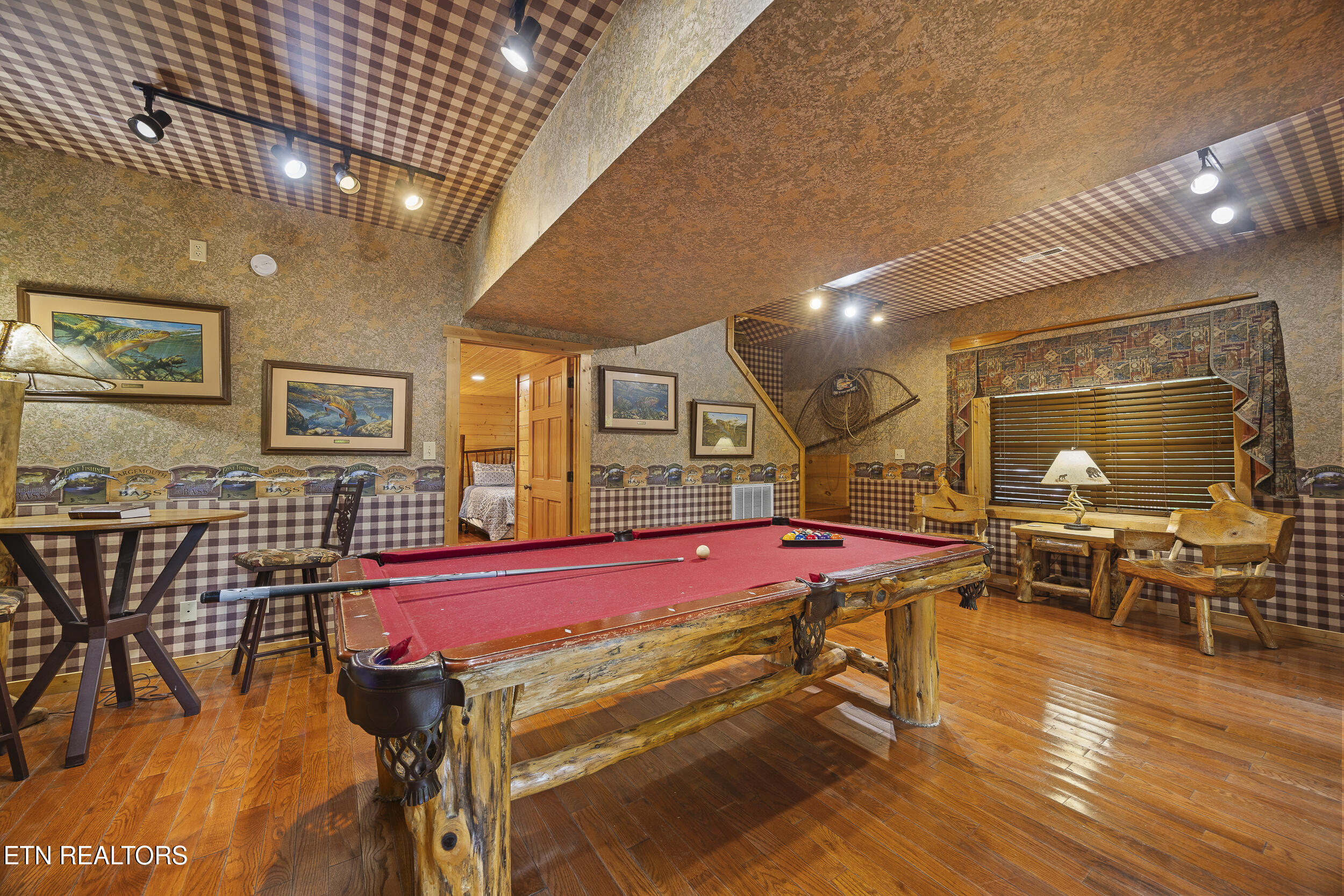 3690 Scottish Highland Way Sevierville TN 37862