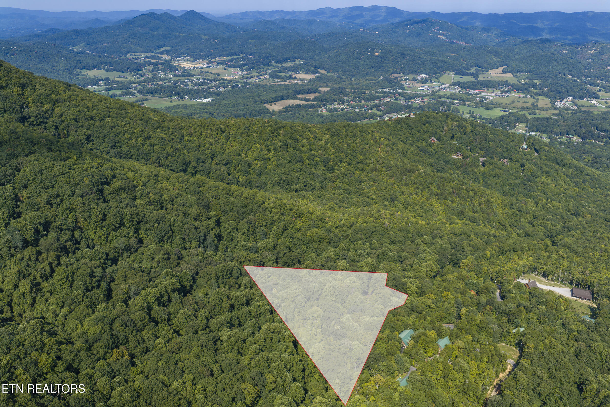 3690 Scottish Highland Way Sevierville TN 37862