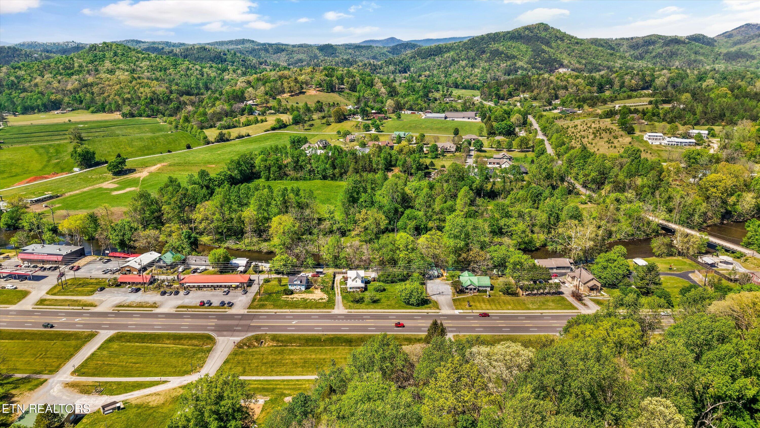 7637 E Lamar Alexander Parkway Townsend TN 37882